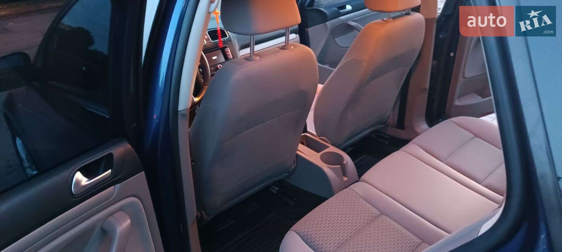 Volkswagen Golf 2011 VIN WVWZZZ1KZBM677010 фото оголошення 24 з 39