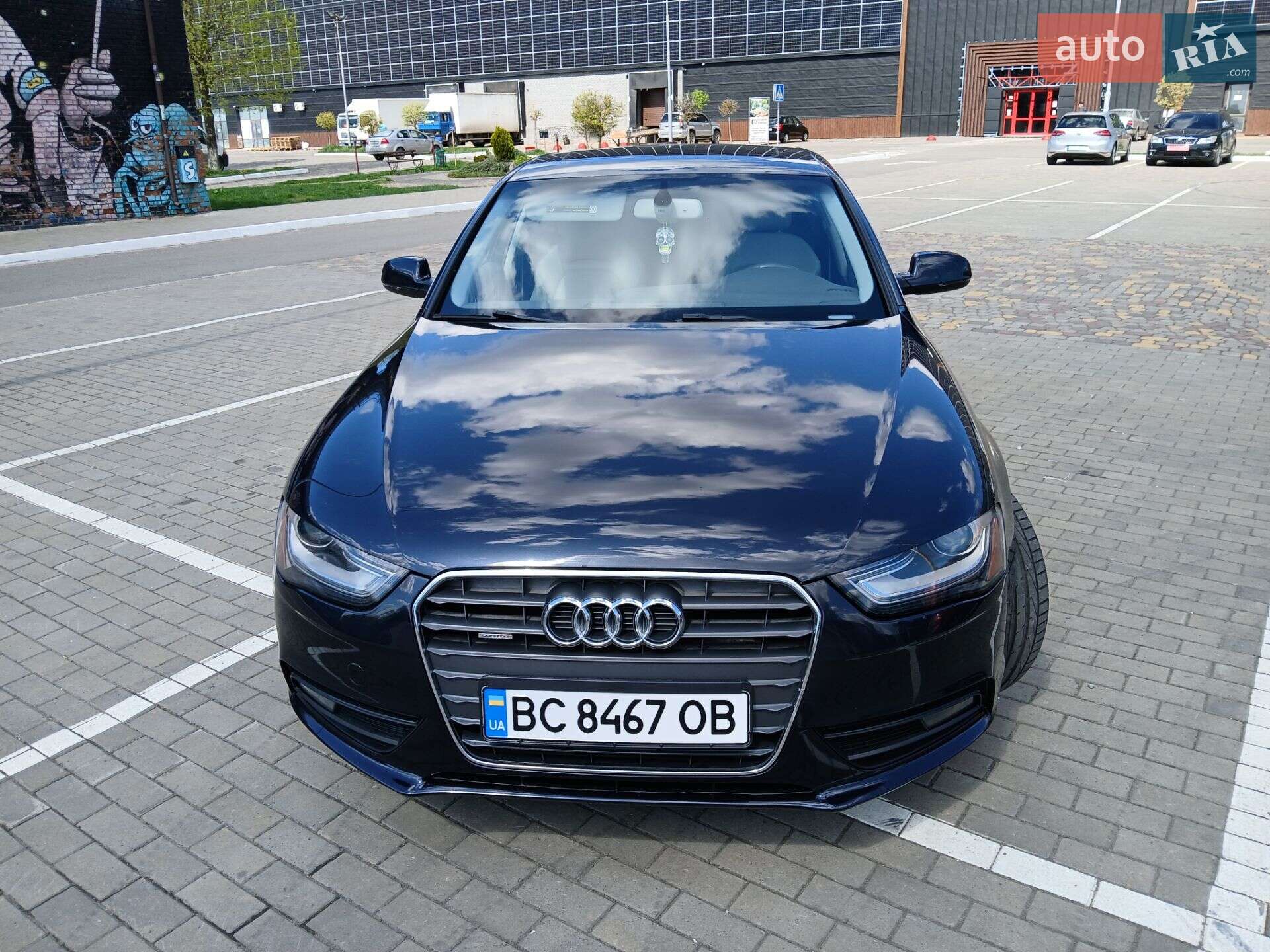 Audi A4 2012 VIN WAUFFAFL8DN030871 фото оголошення 3 з 19
