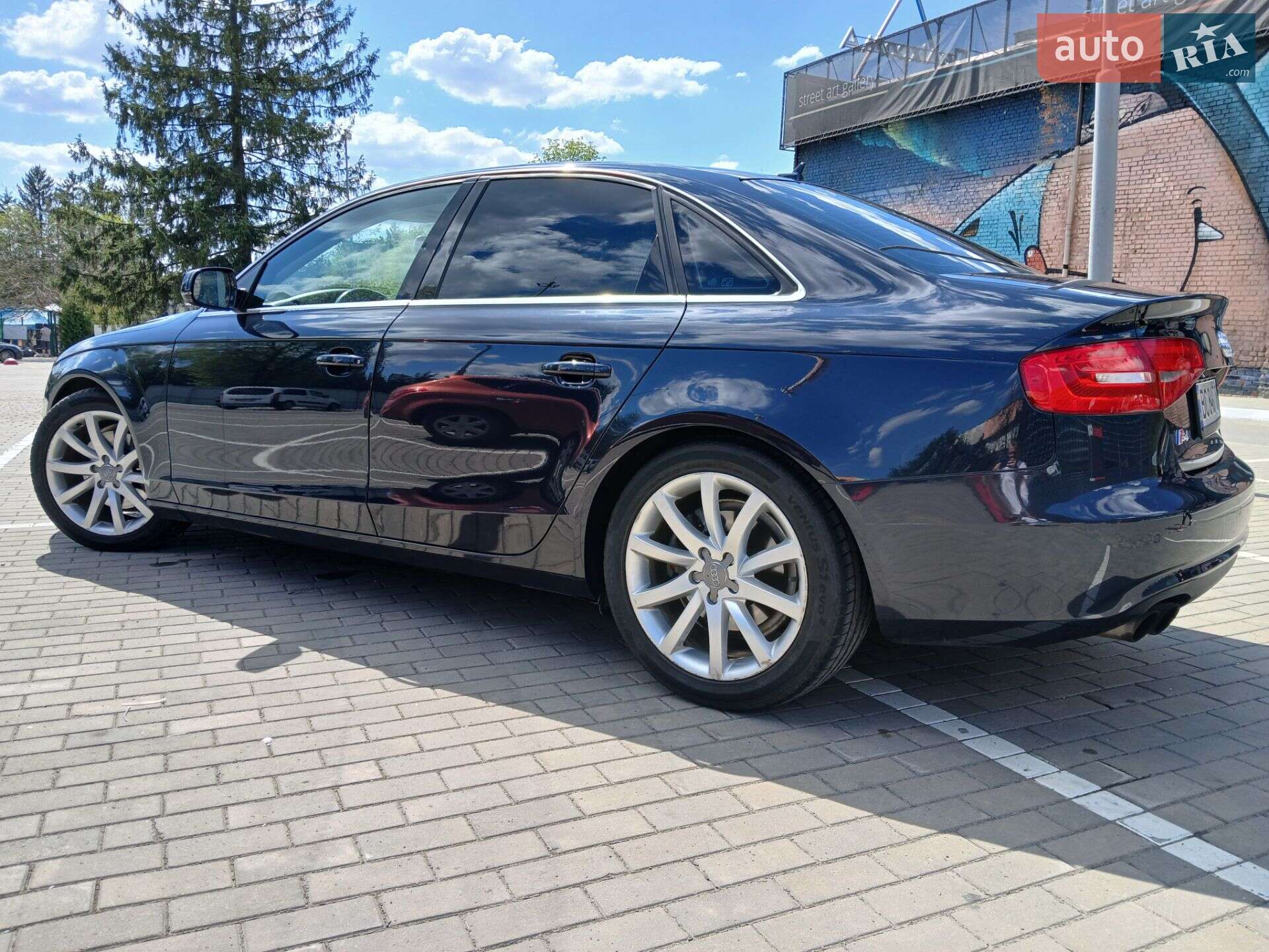 Audi A4 2012 VIN WAUFFAFL8DN030871 фото оголошення 6 з 19