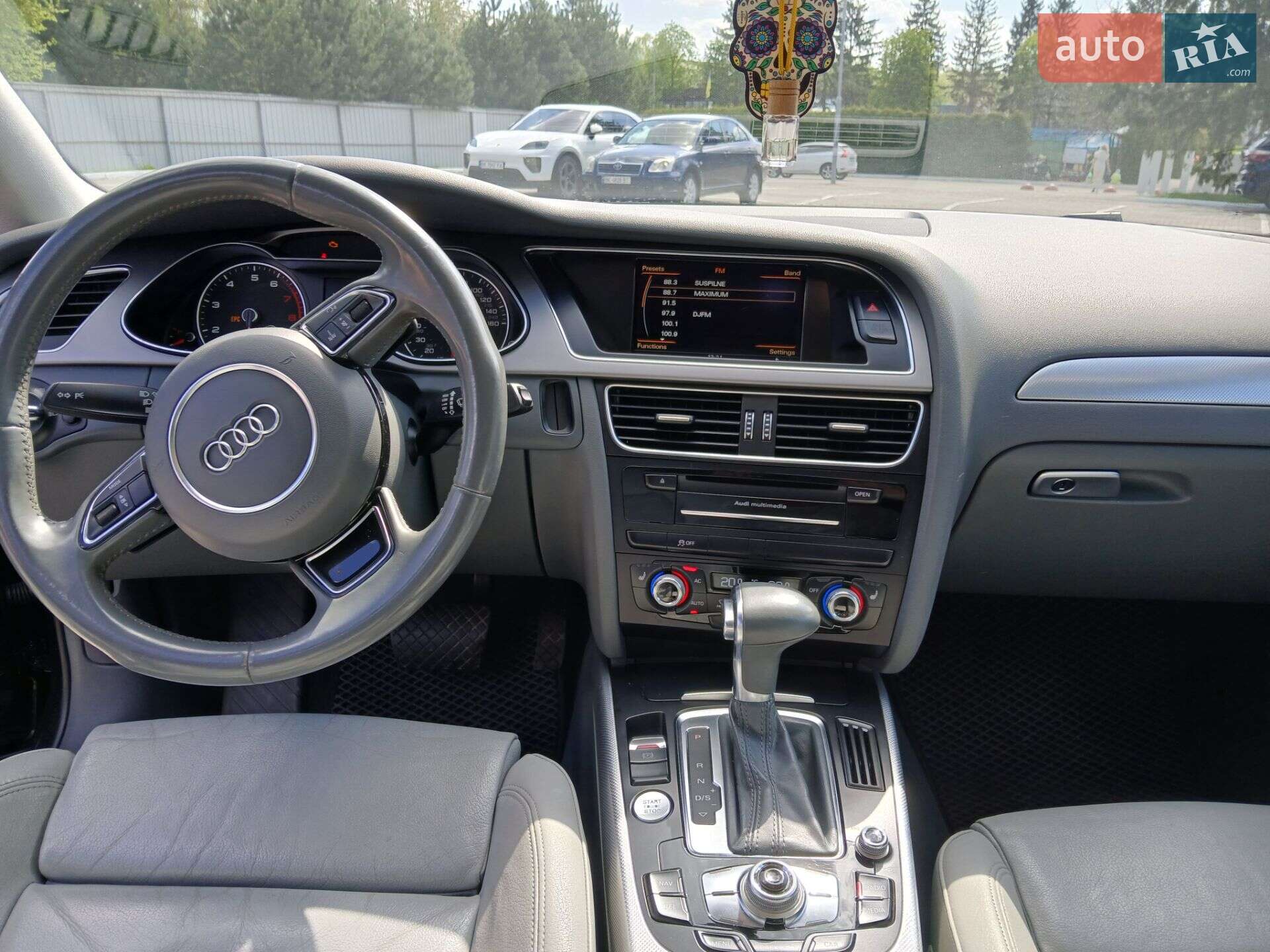 Audi A4 2012 VIN WAUFFAFL8DN030871 фото оголошення 14 з 19