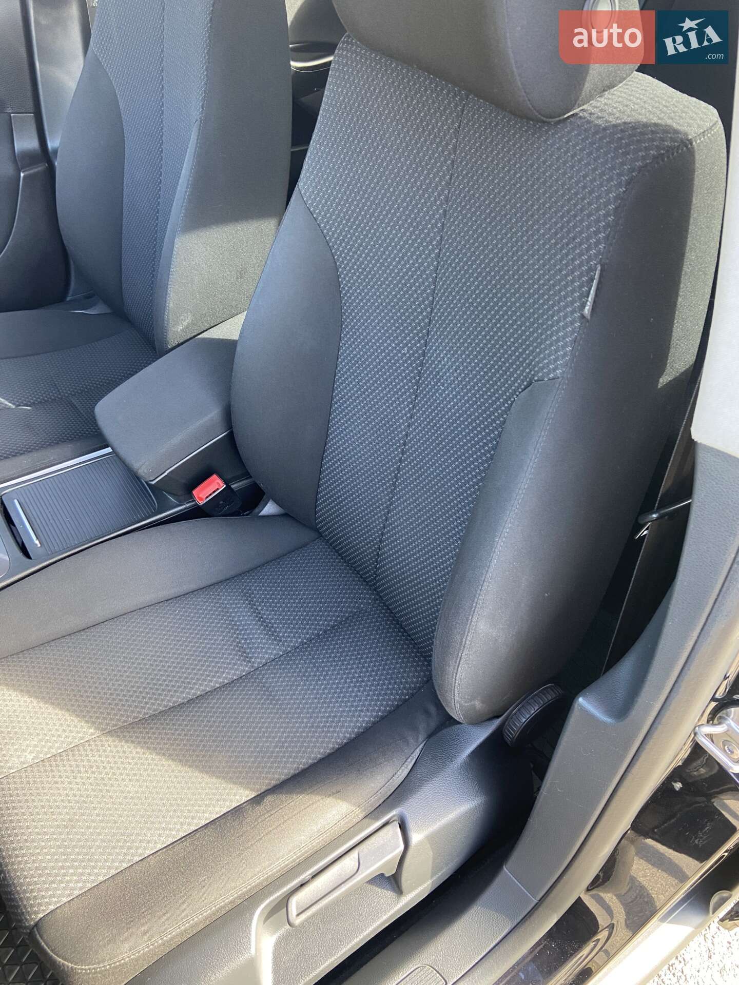 Volkswagen Passat 2010 VIN WVWZZZ3CZAP054905 фото оголошення 11 з 12