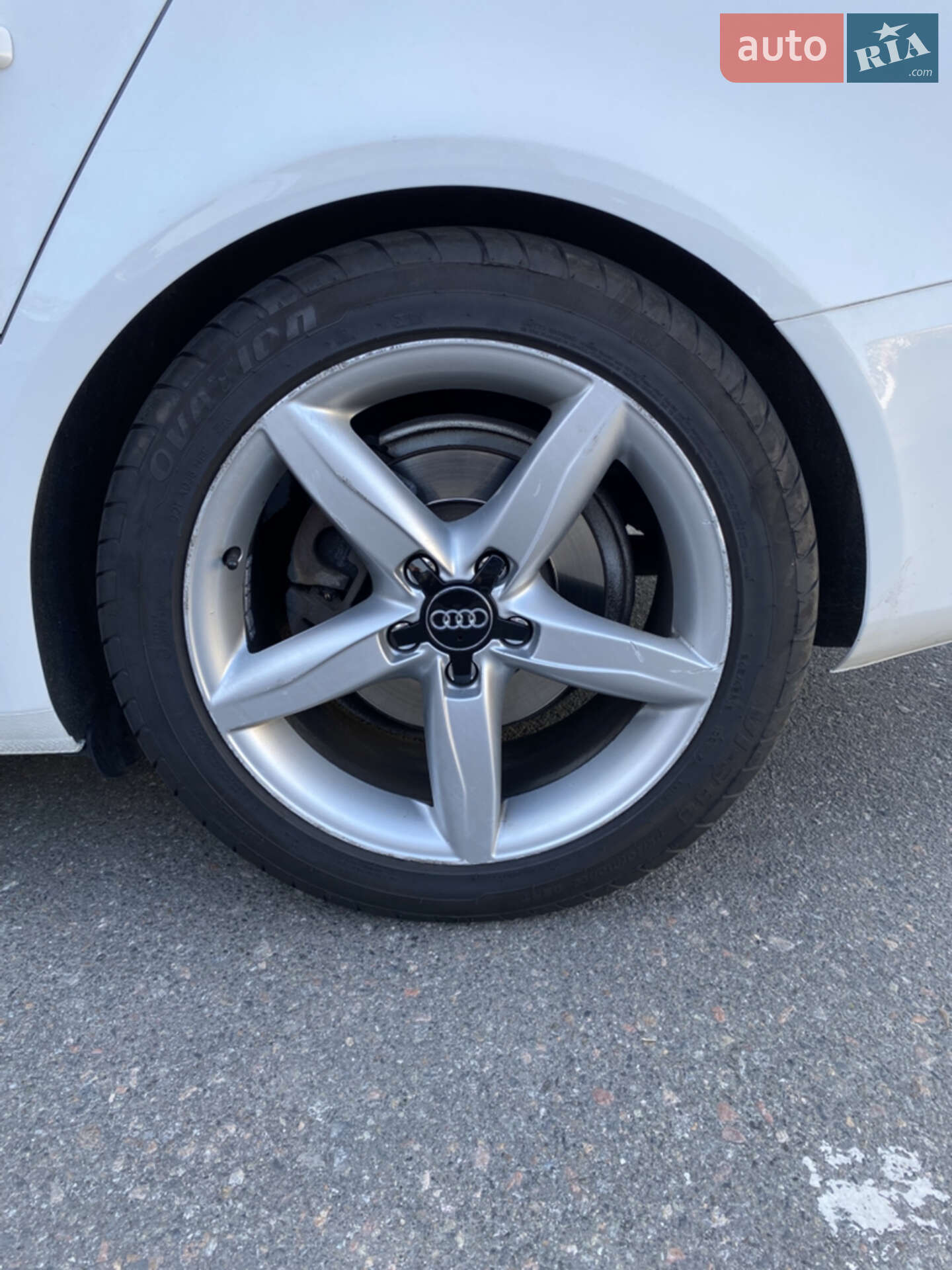 Audi A4 2011 VIN WAUZZZ8K3BN038400 фото оголошення 14 з 26