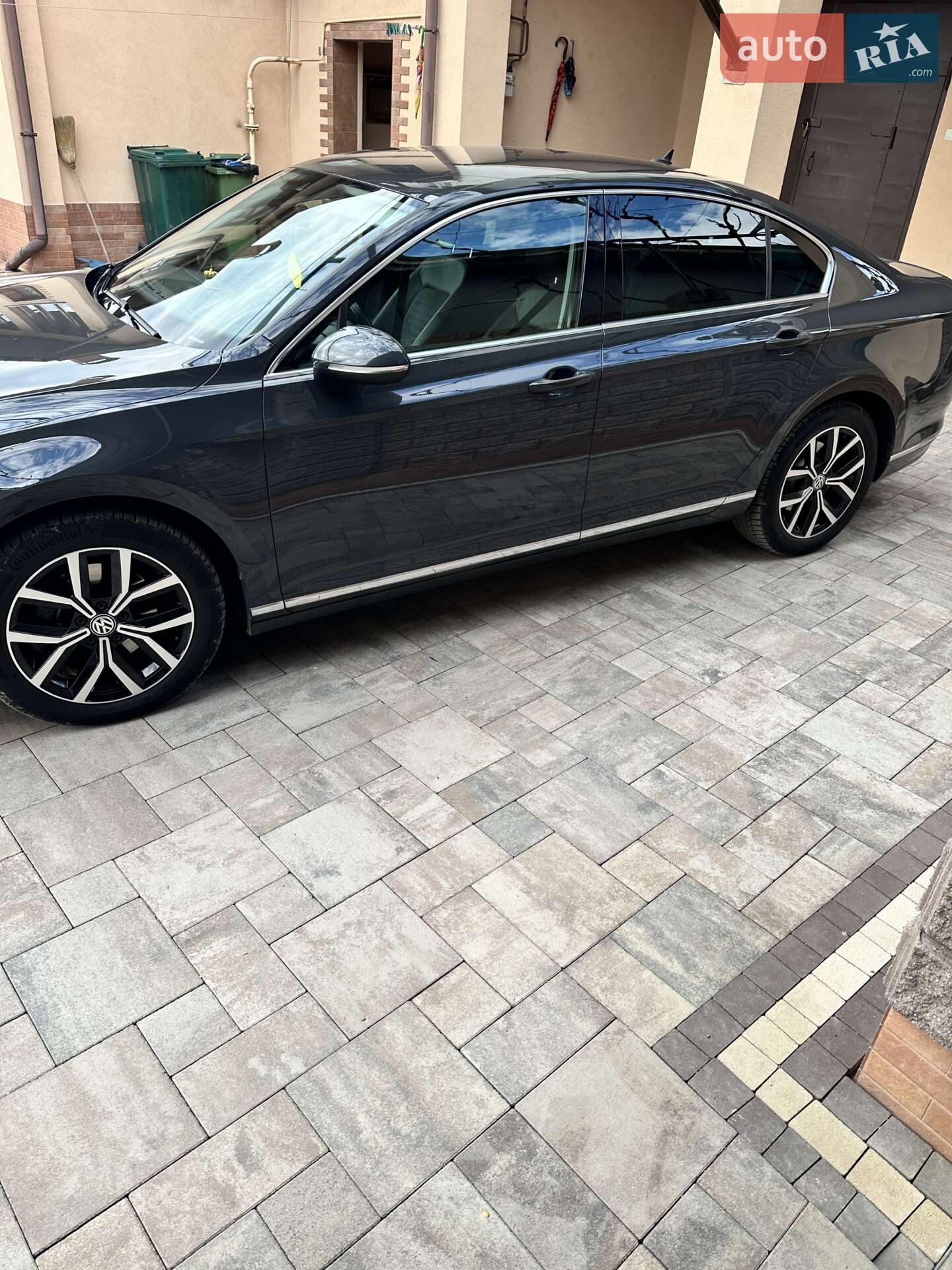 Volkswagen Passat 2020 VIN WVWZZZ3CZLE114410 фото оголошення 3 з 11