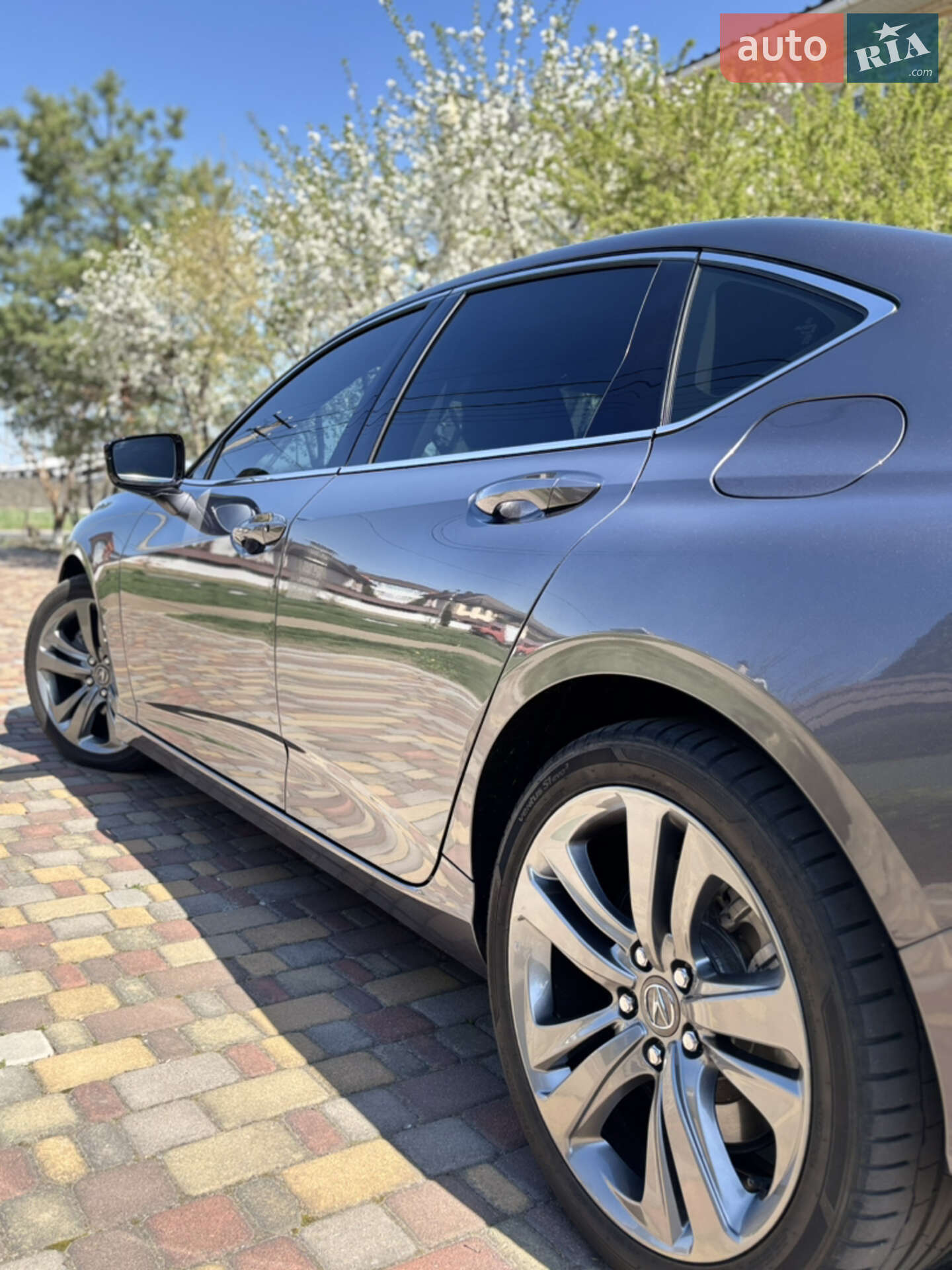 Acura TLX 2020 VIN 19UUB6F48MA002721 фото оголошення 11 з 28