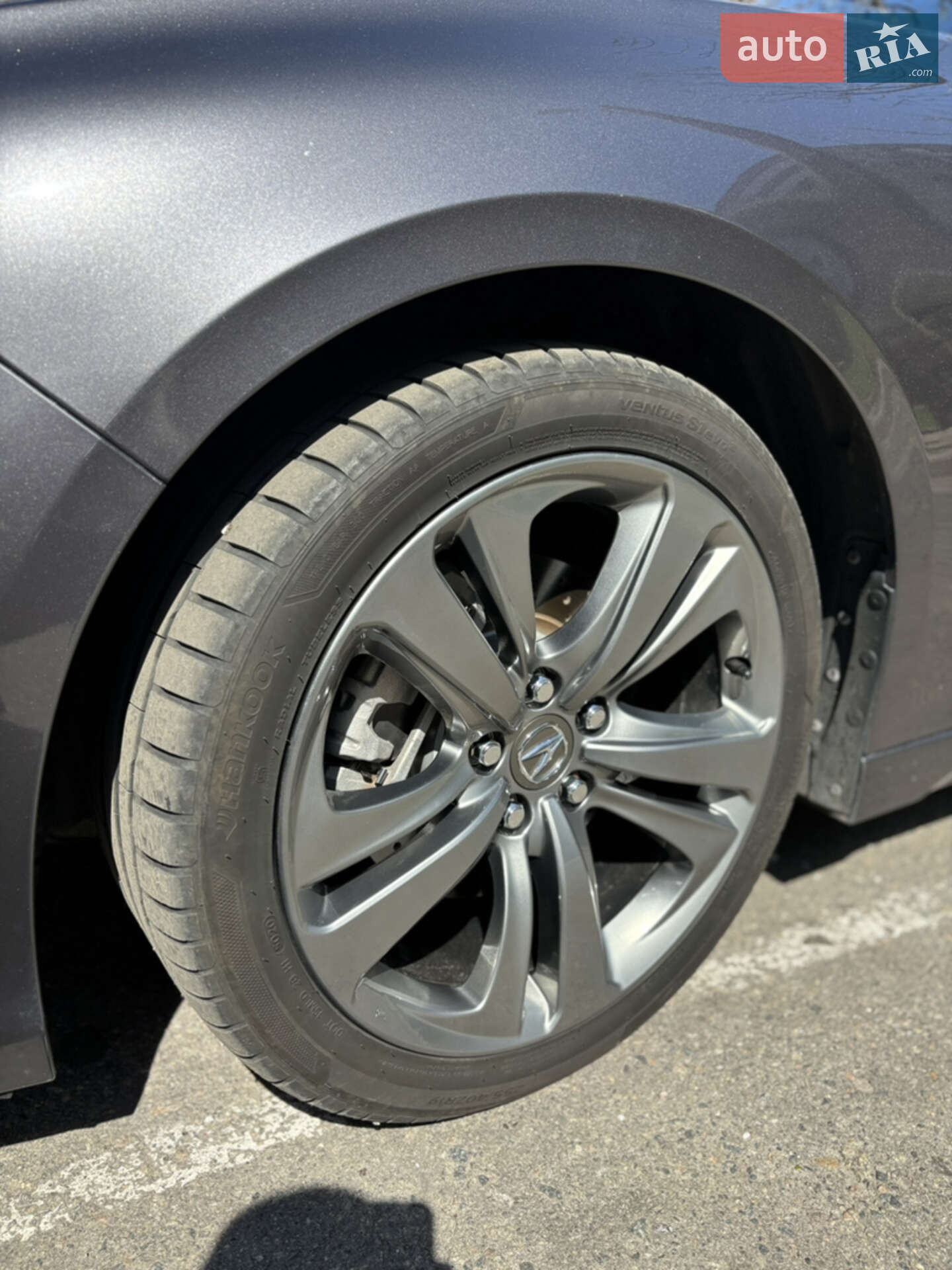 Acura TLX 2020 VIN 19UUB6F48MA002721 фото оголошення 16 з 28