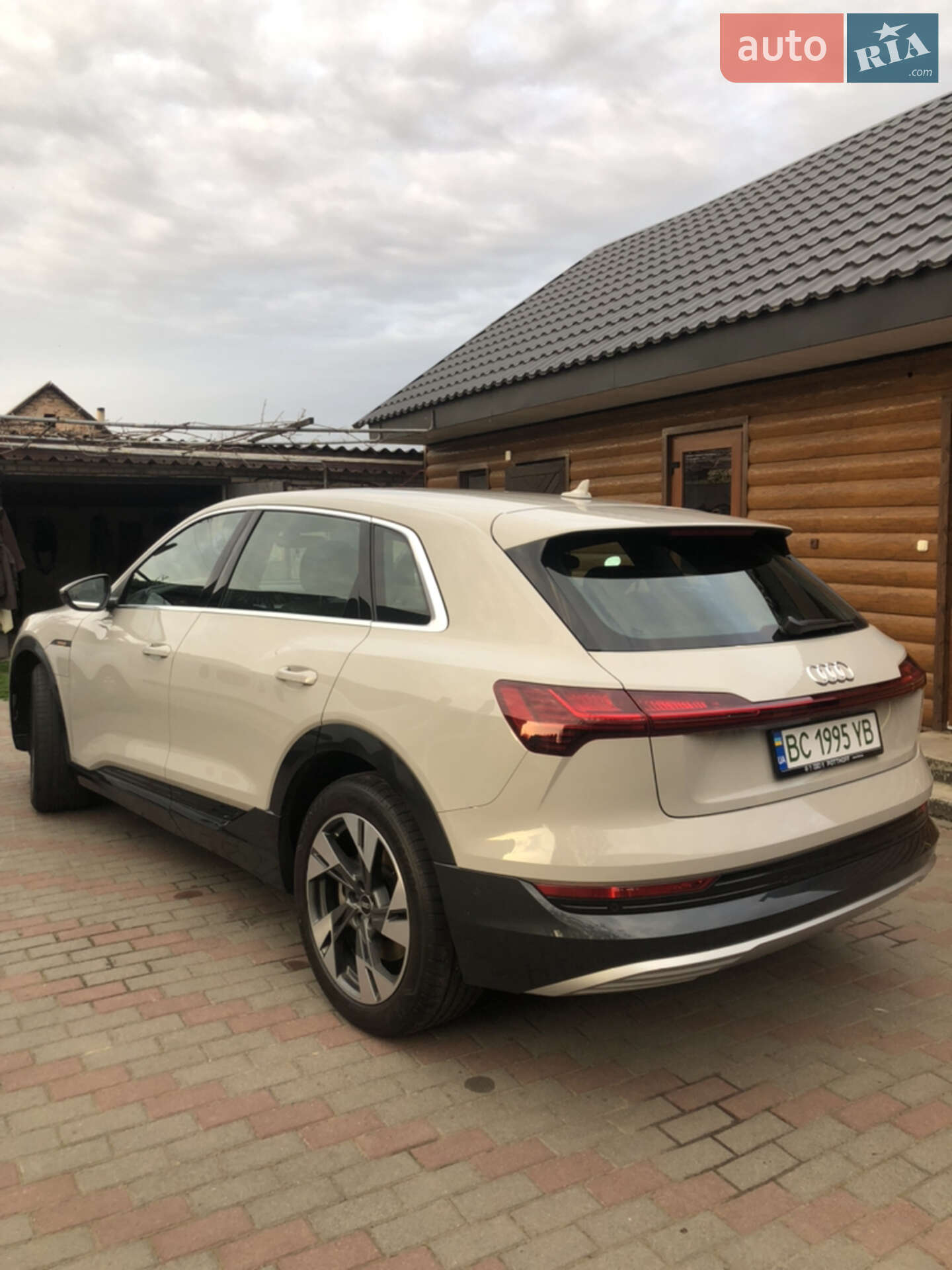 Audi e-tron 2021 VIN WAUZZZGEXMB024087 фото оголошення 105 з 115