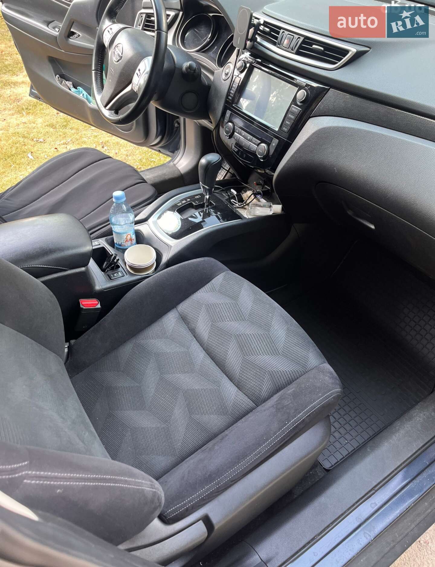 Nissan X-Trail 2016 VIN JN1TCAT32U0032207 фото оголошення 14 з 16