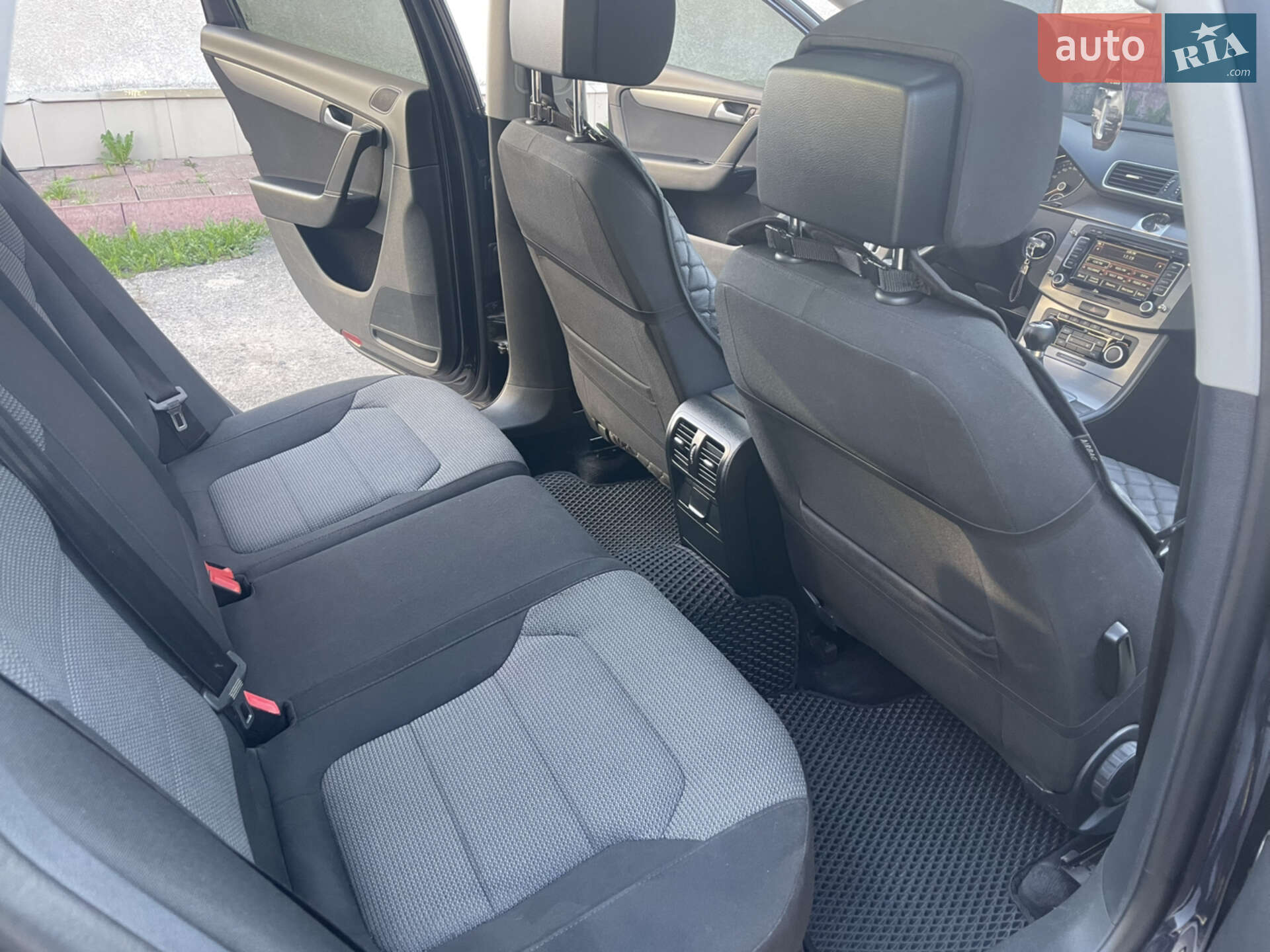 Volkswagen Passat 2011 VIN WVWZZZ3CZCE074561 фото оголошення 20 з 29