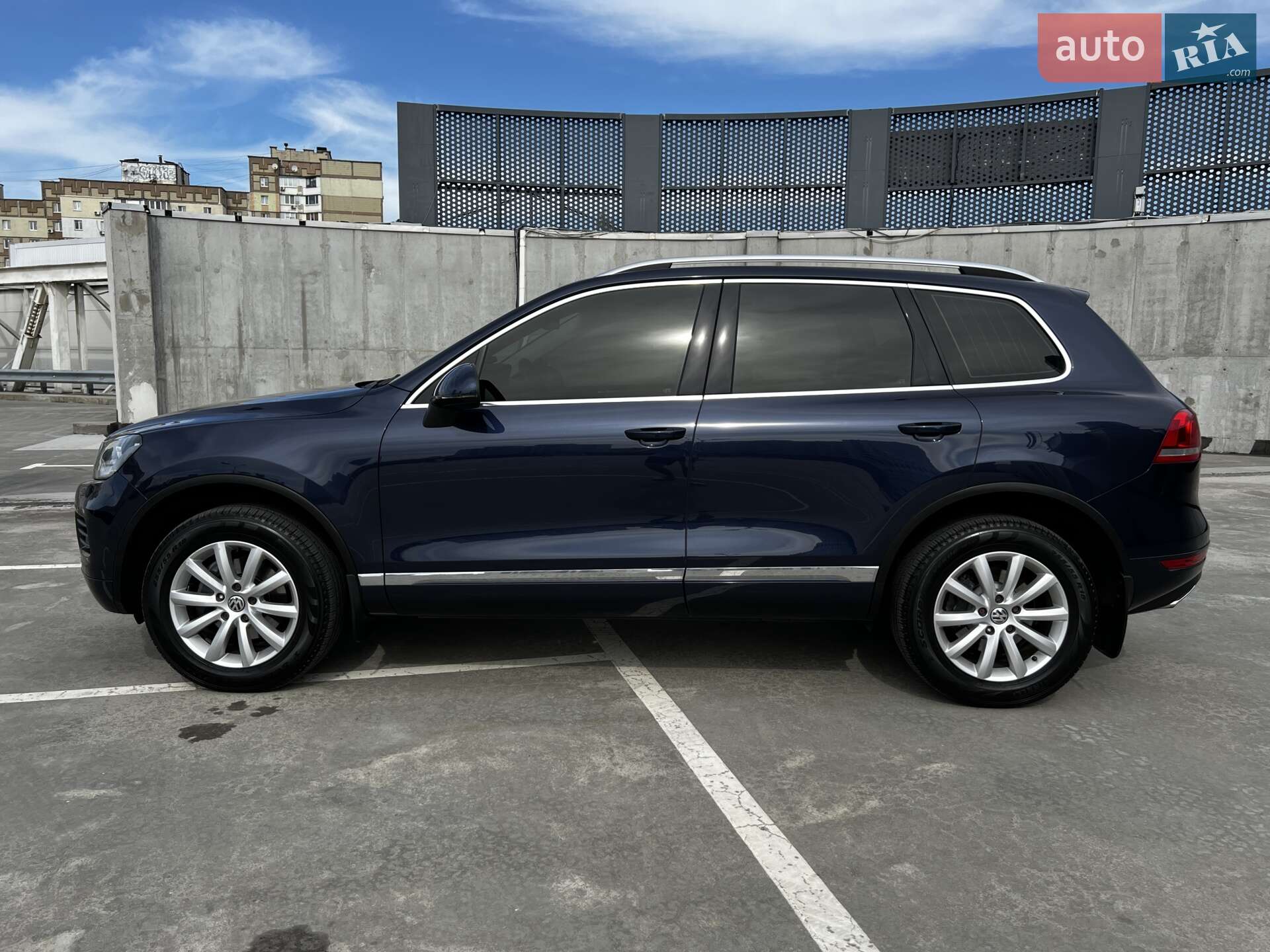 Volkswagen Touareg 2012 VIN WVGZZZ7PZCD048954 фото оголошення 3 з 56