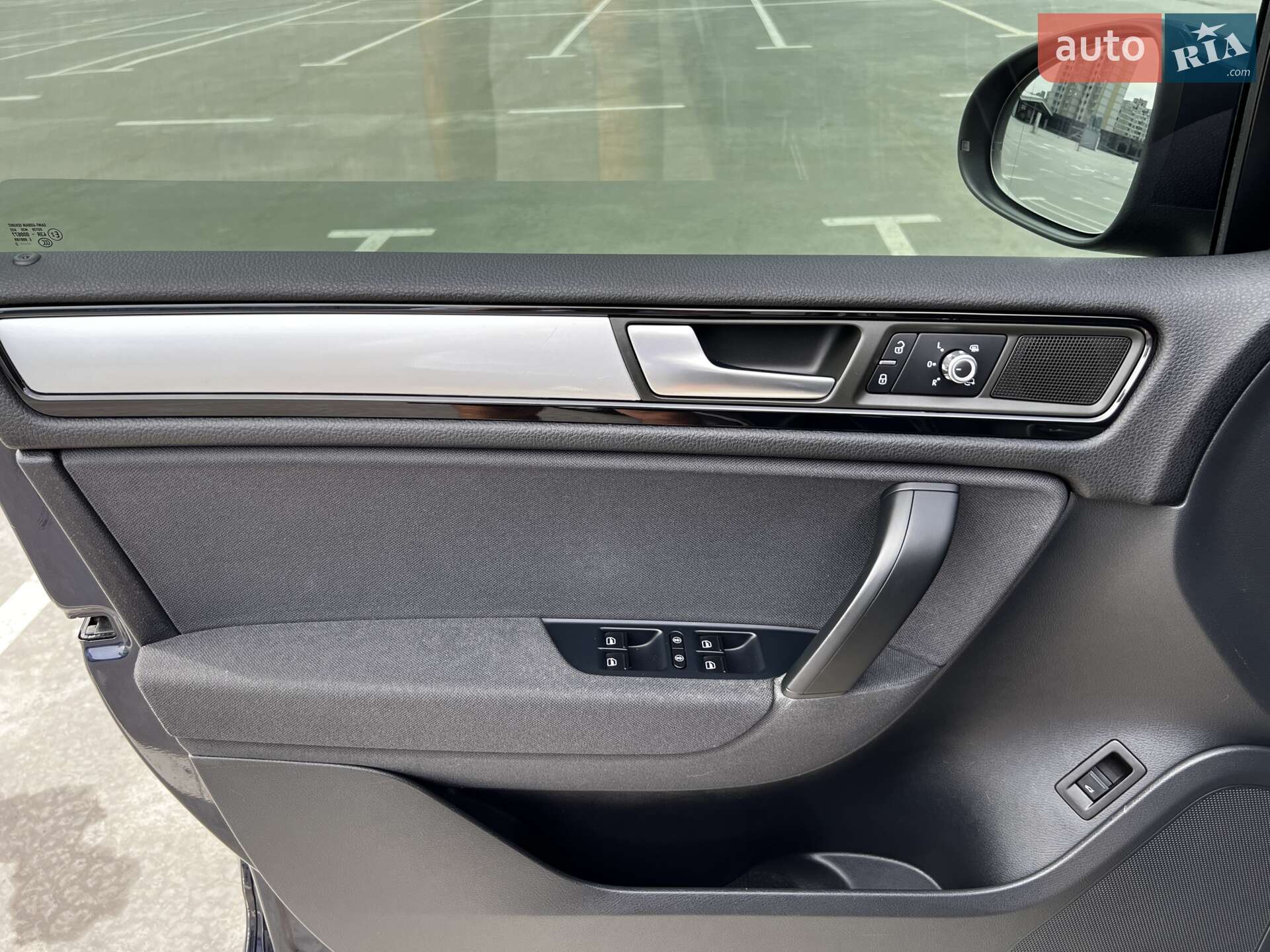 Volkswagen Touareg 2012 VIN WVGZZZ7PZCD048954 фото оголошення 10 з 56