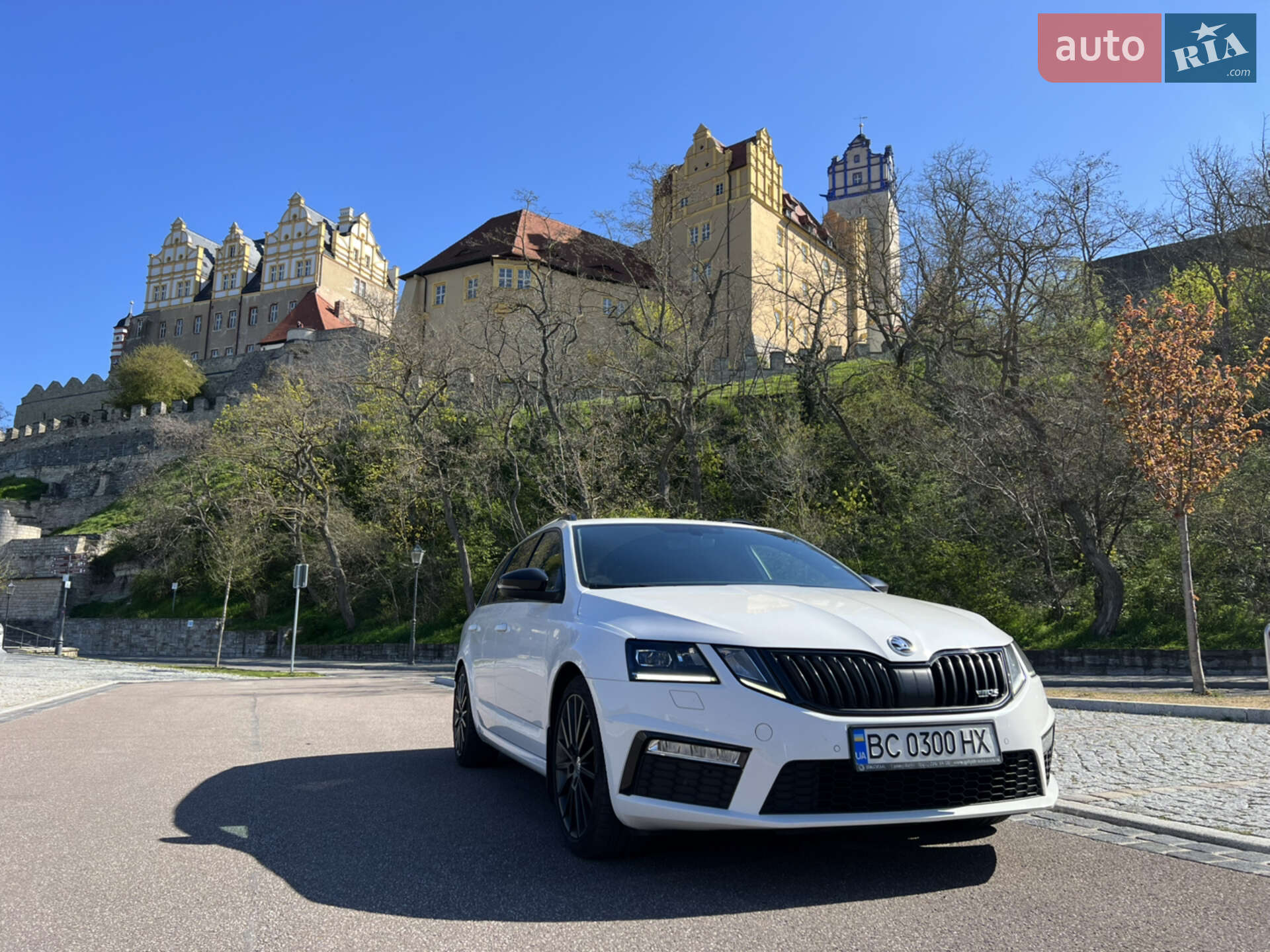 Skoda Octavia 2017 VIN TMBJE7NE3J0170440 фото оголошення 3 з 27