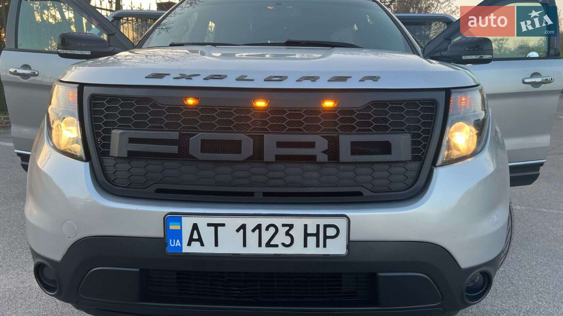 Ford Explorer 2013 VIN 1FM5K8F81EGA20408 фото оголошення 4 з 30