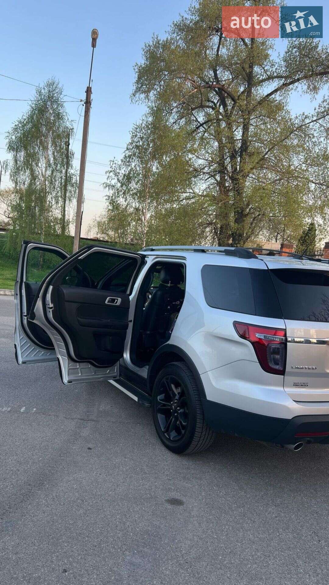 Ford Explorer 2013 VIN 1FM5K8F81EGA20408 фото оголошення 9 з 30