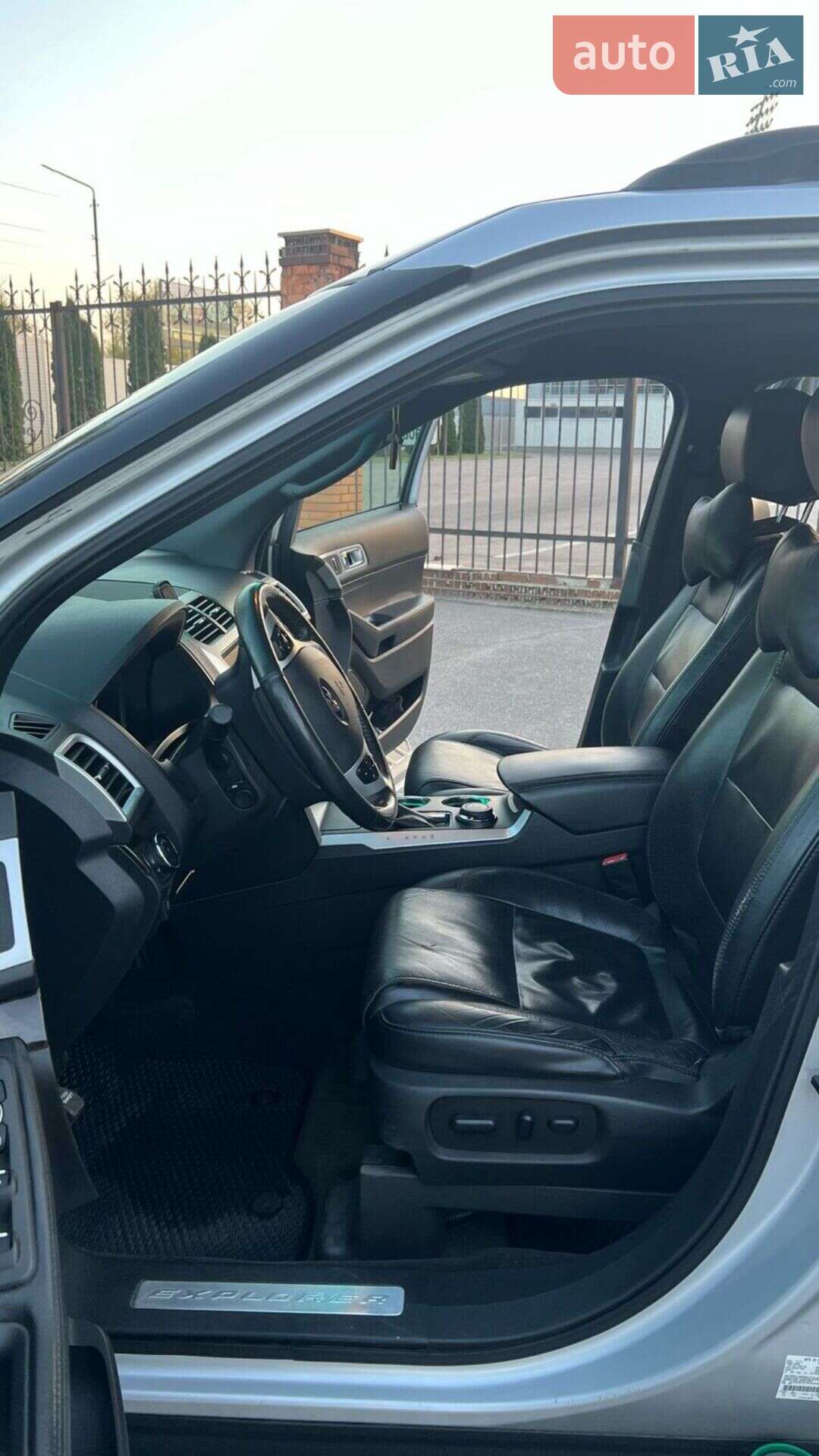 Ford Explorer 2013 VIN 1FM5K8F81EGA20408 фото оголошення 15 з 30