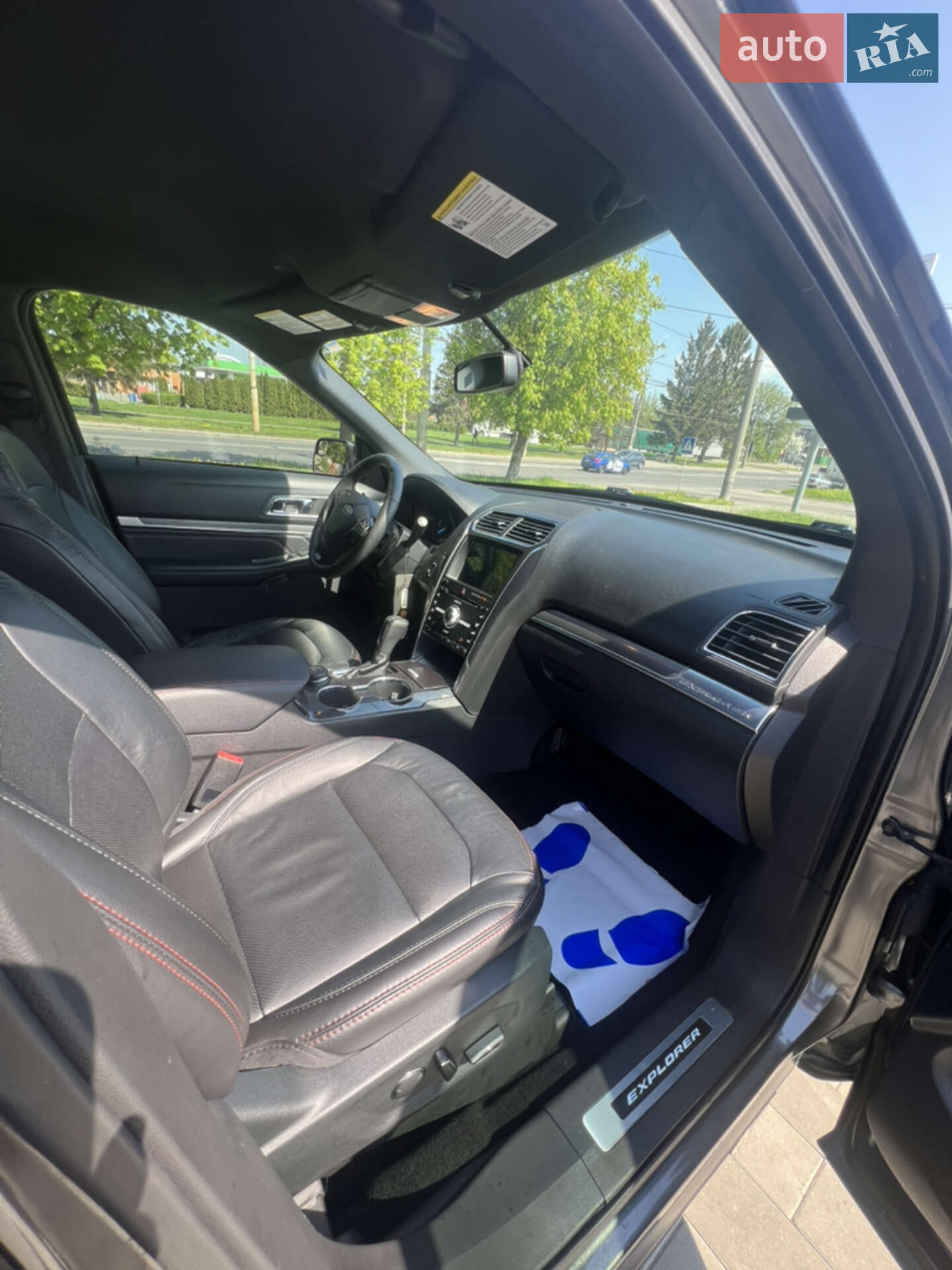 Ford Explorer 2018 VIN 1FM5K8GT6JGC64262 фото оголошення 14 з 25
