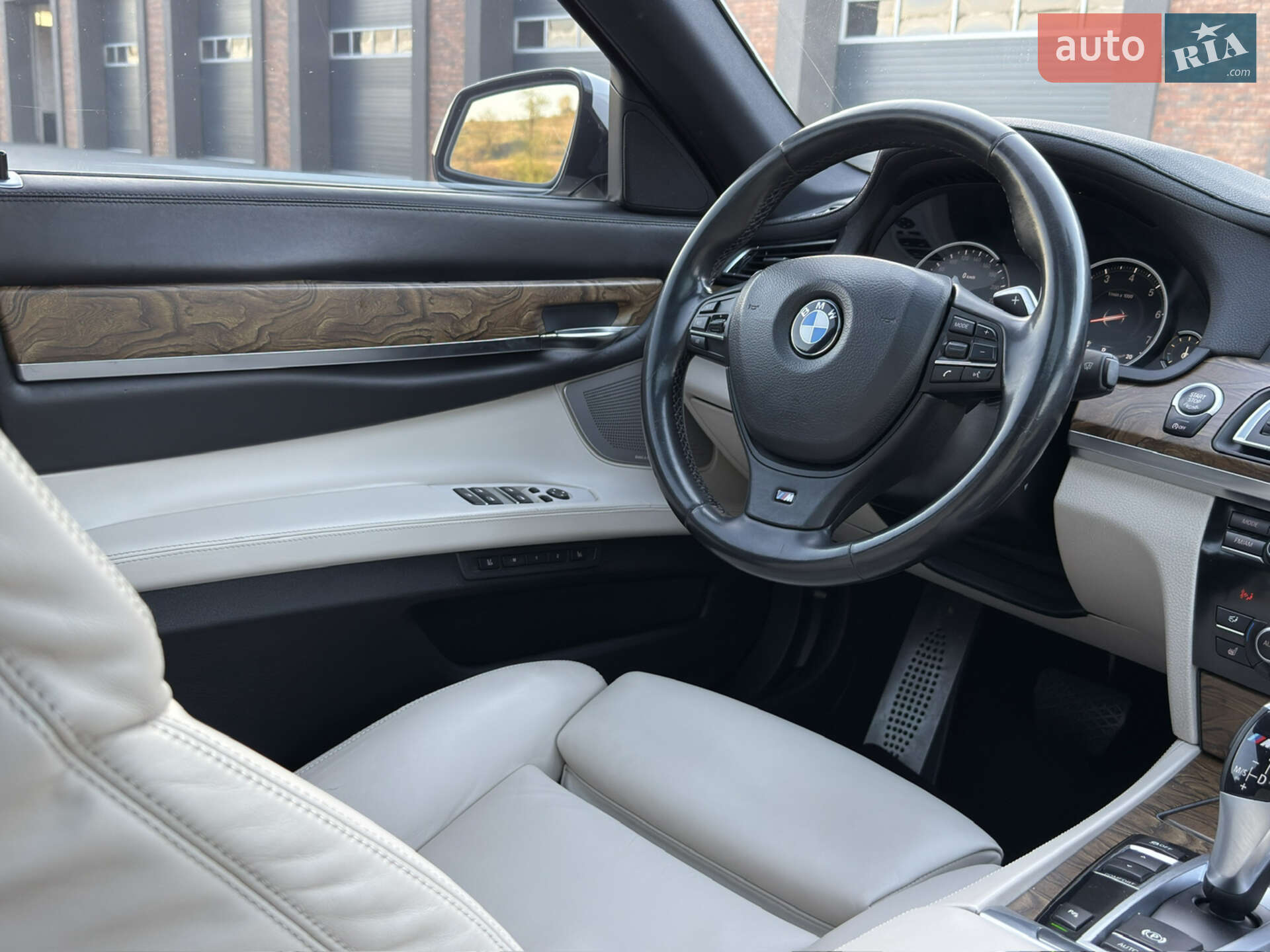 BMW 7 Series 2013 VIN WBAYE4C54DD137439 фото оголошення 15 з 67