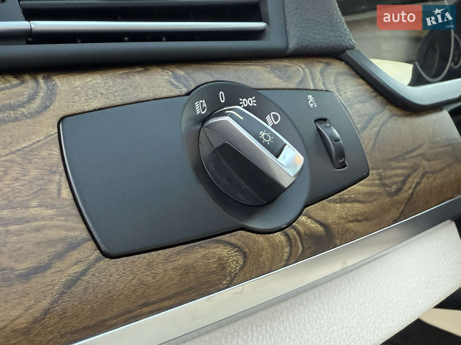 BMW 7 Series 2013 VIN WBAYE4C54DD137439 фото оголошення 38 з 67