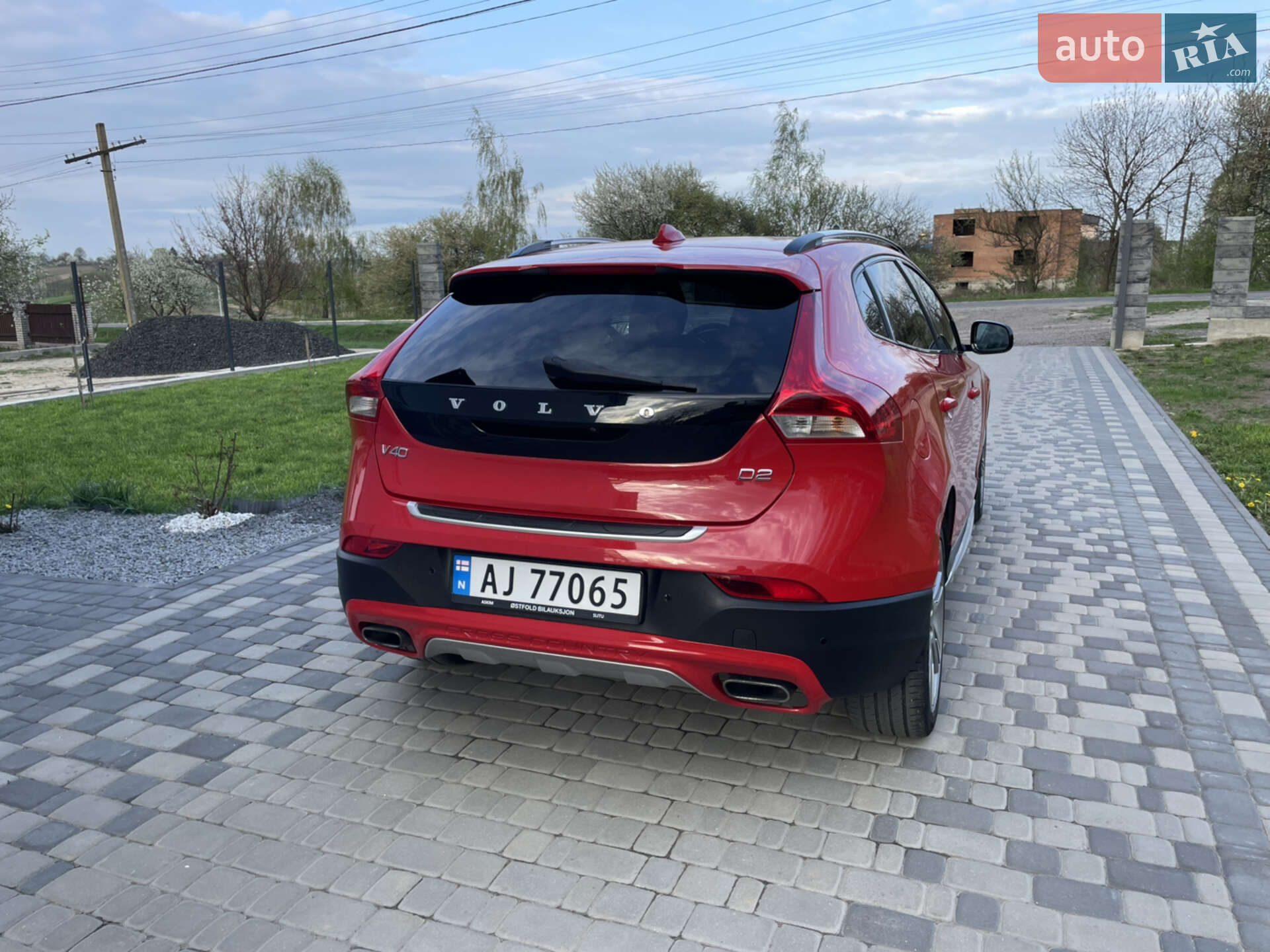 Volvo V40 Cross Country 2013 VIN YV1MZ8451D2002645 фото оголошення 6 з 44