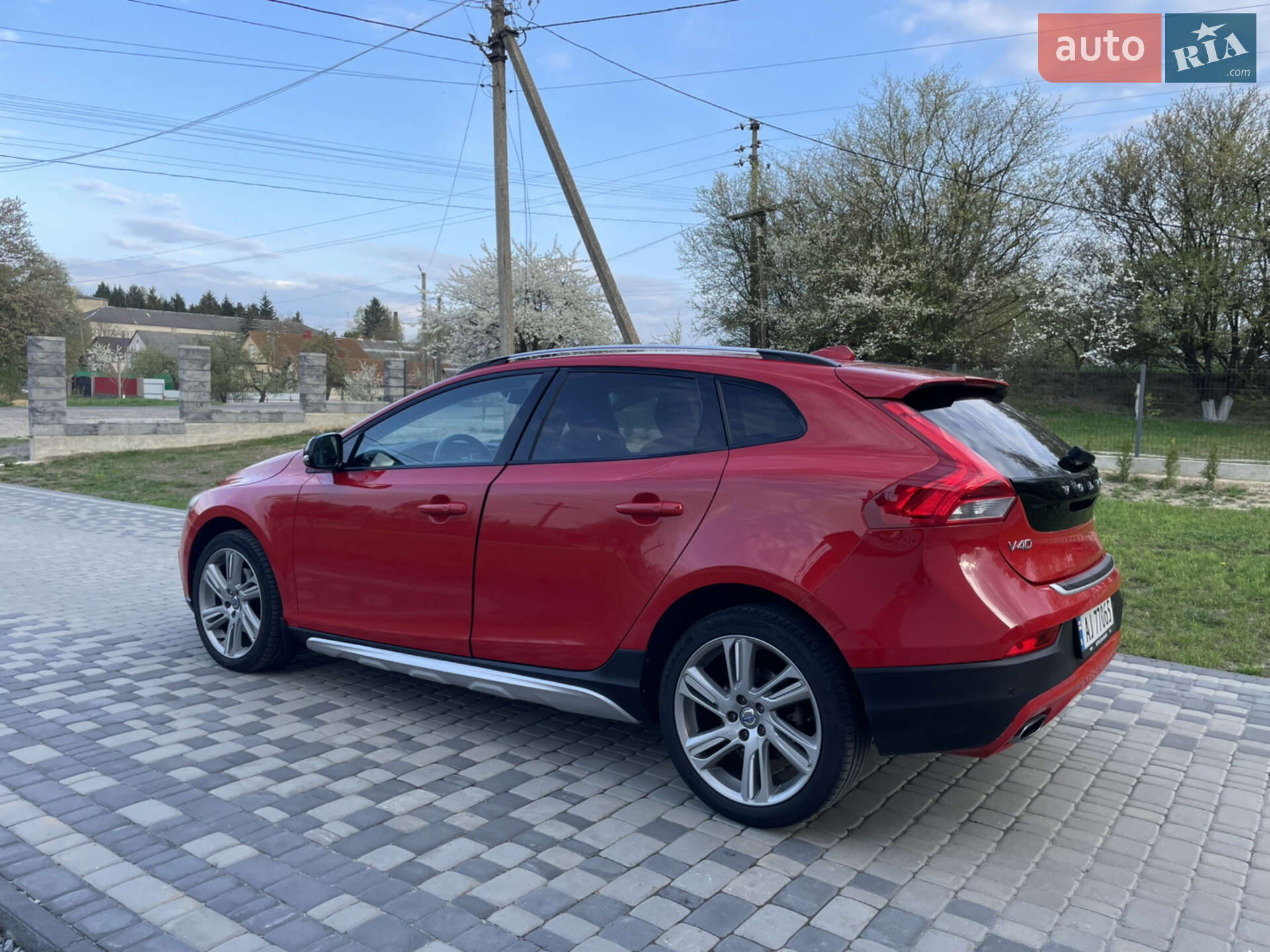 Volvo V40 Cross Country 2013 VIN YV1MZ8451D2002645 фото оголошення 8 з 44