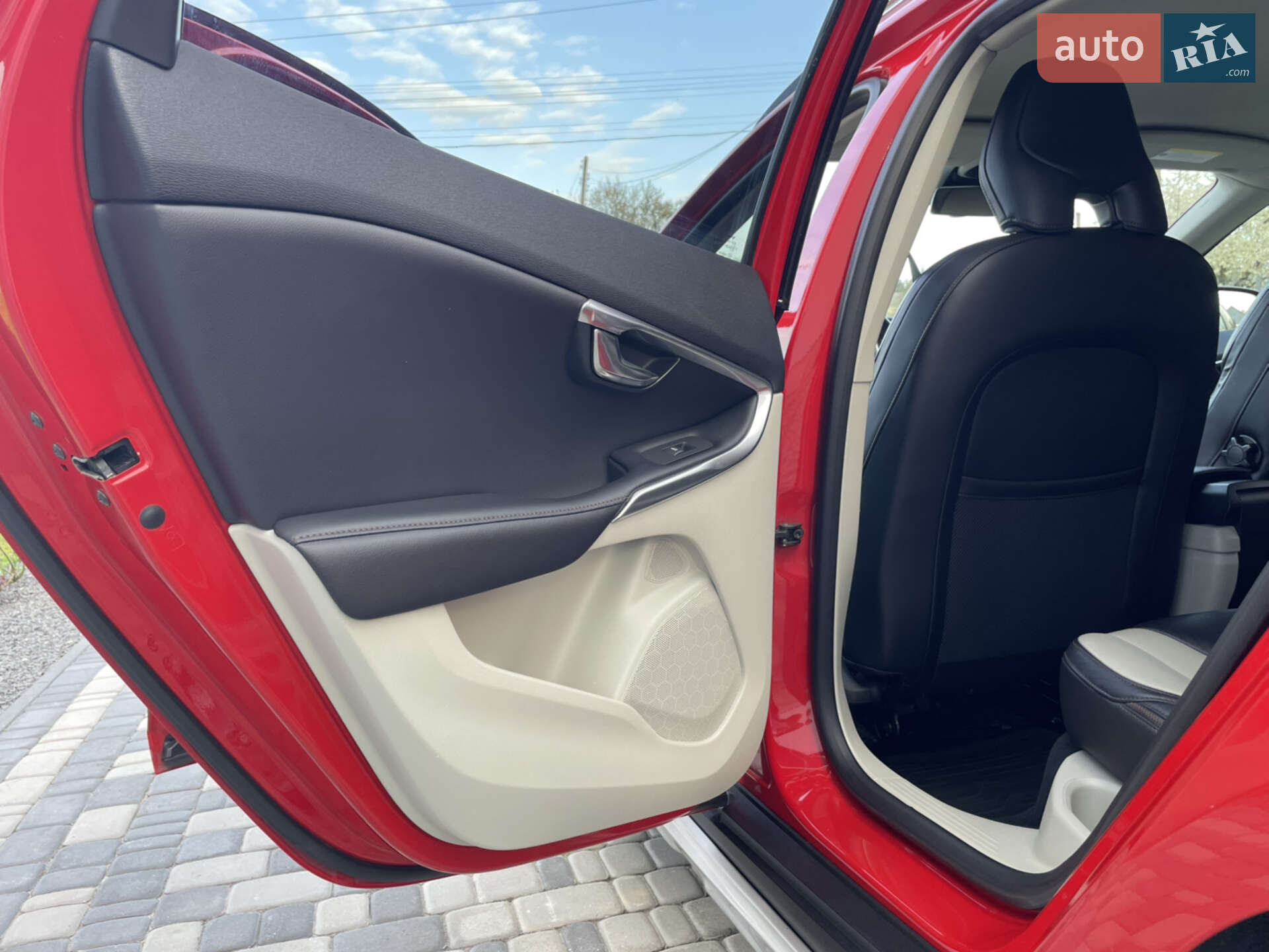 Volvo V40 Cross Country 2013 VIN YV1MZ8451D2002645 фото оголошення 17 з 44