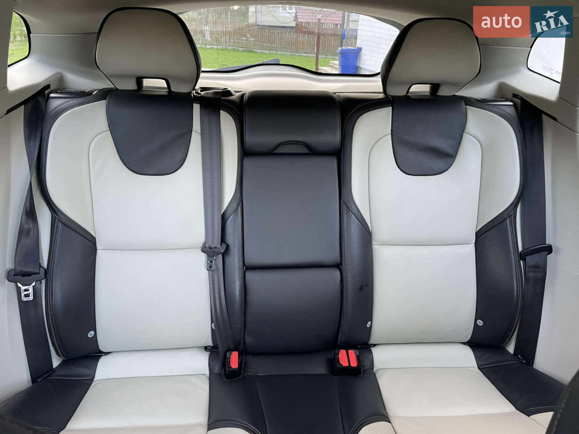 Volvo V40 Cross Country 2013 VIN YV1MZ8451D2002645 фото оголошення 25 з 44