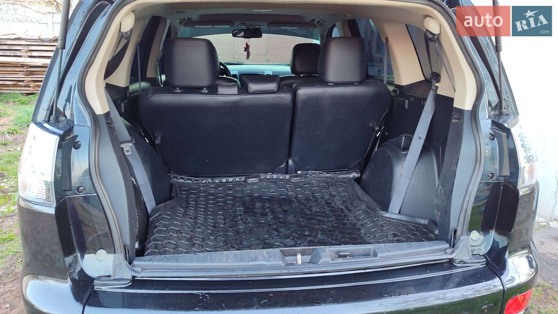 Mitsubishi Outlander XL 2012 VIN JA4JT5AX2DU012177 фото оголошення 9 з 33