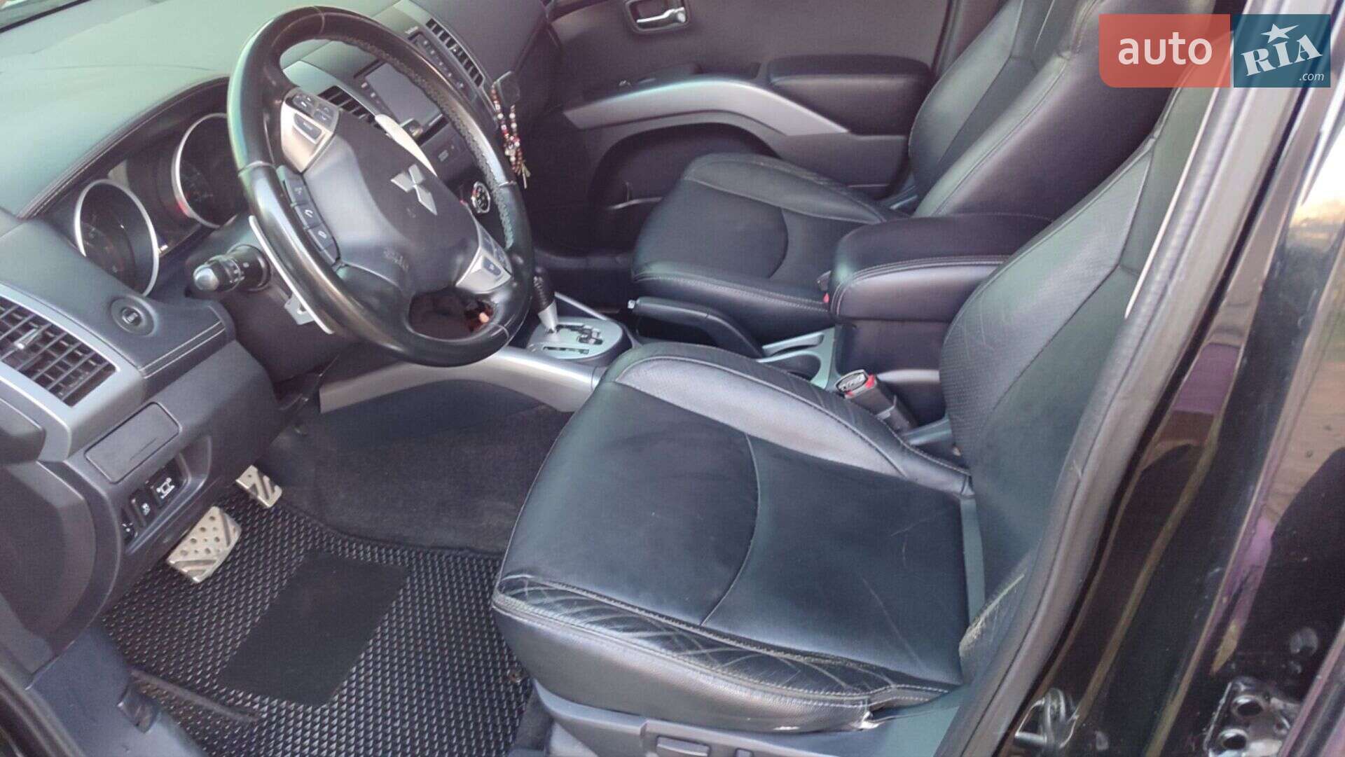 Mitsubishi Outlander XL 2012 VIN JA4JT5AX2DU012177 фото оголошення 5 з 33