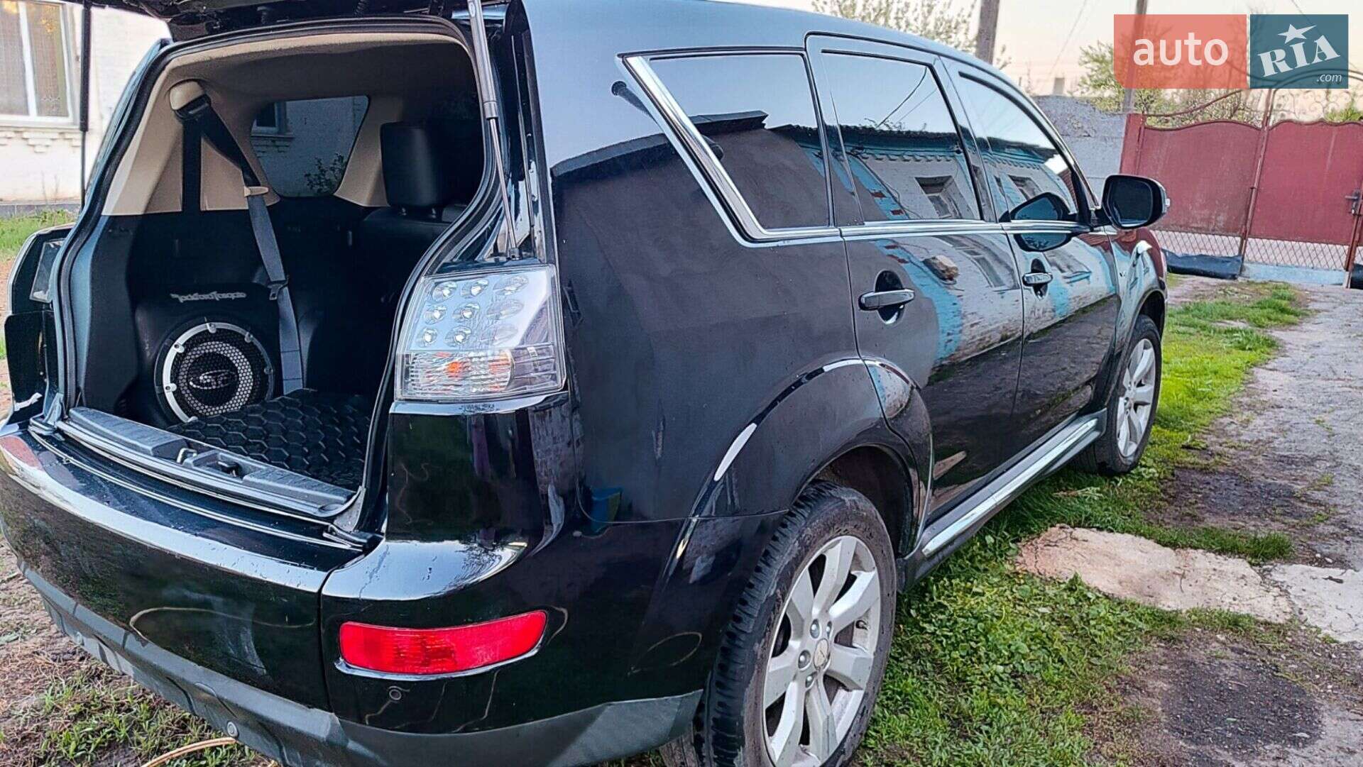 Mitsubishi Outlander XL 2012 VIN JA4JT5AX2DU012177 фото оголошення 7 з 33