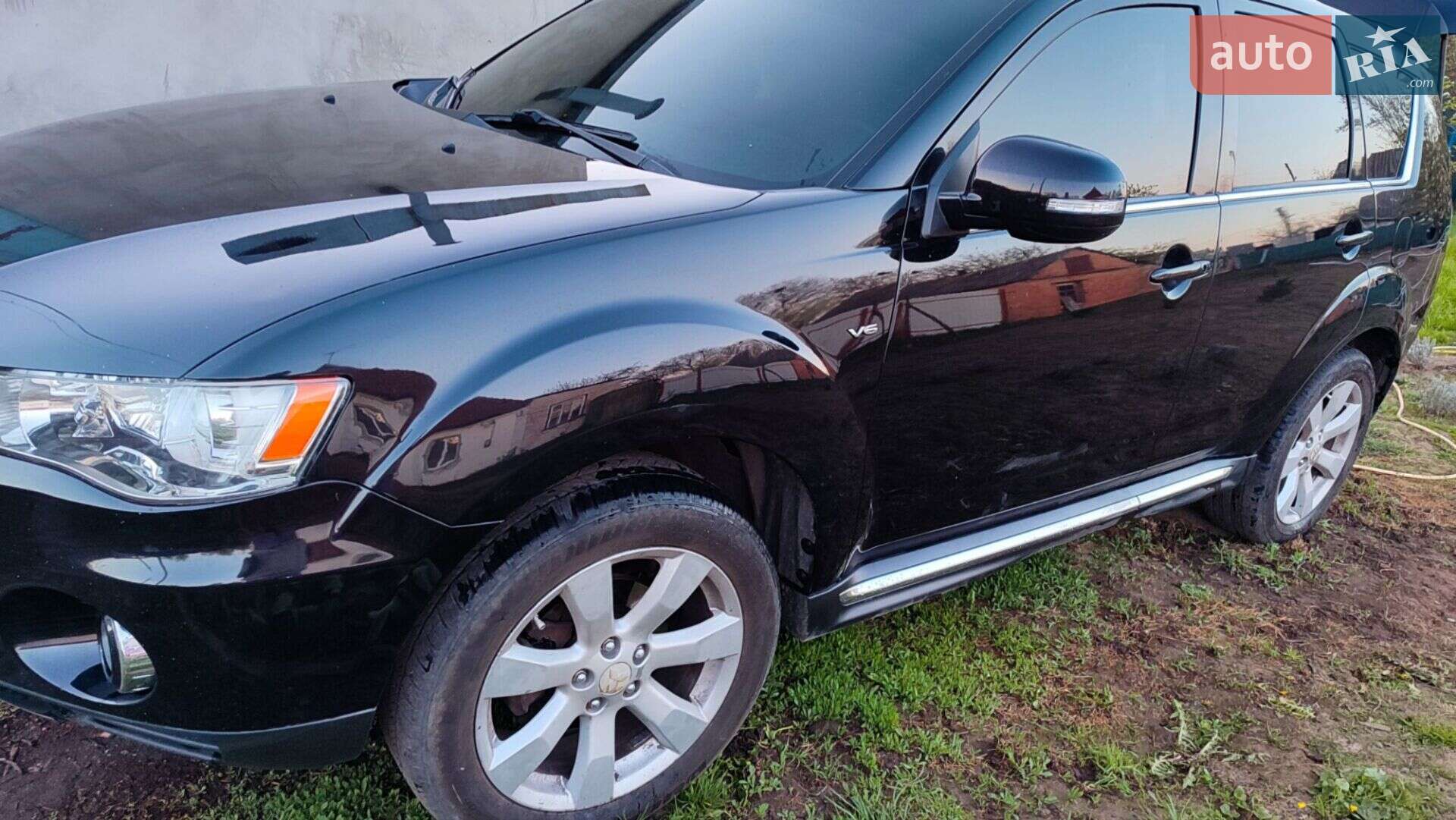 Mitsubishi Outlander XL 2012 VIN JA4JT5AX2DU012177 фото оголошення 4 з 33
