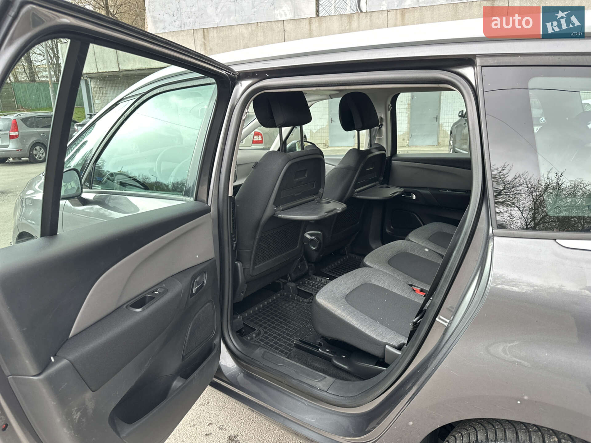 Citroen Grand C4 Picasso 2019 VIN VF73AYHZPKJ702263 фото оголошення 9 з 15