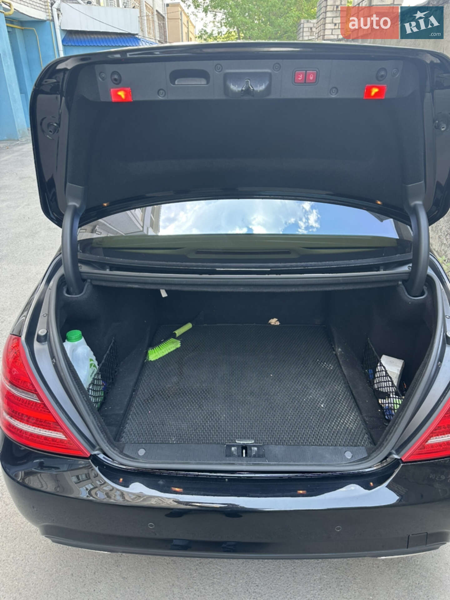 Mercedes-Benz S-Class 2010 VIN WDDNG8GBXAA341902 фото оголошення 12 з 22