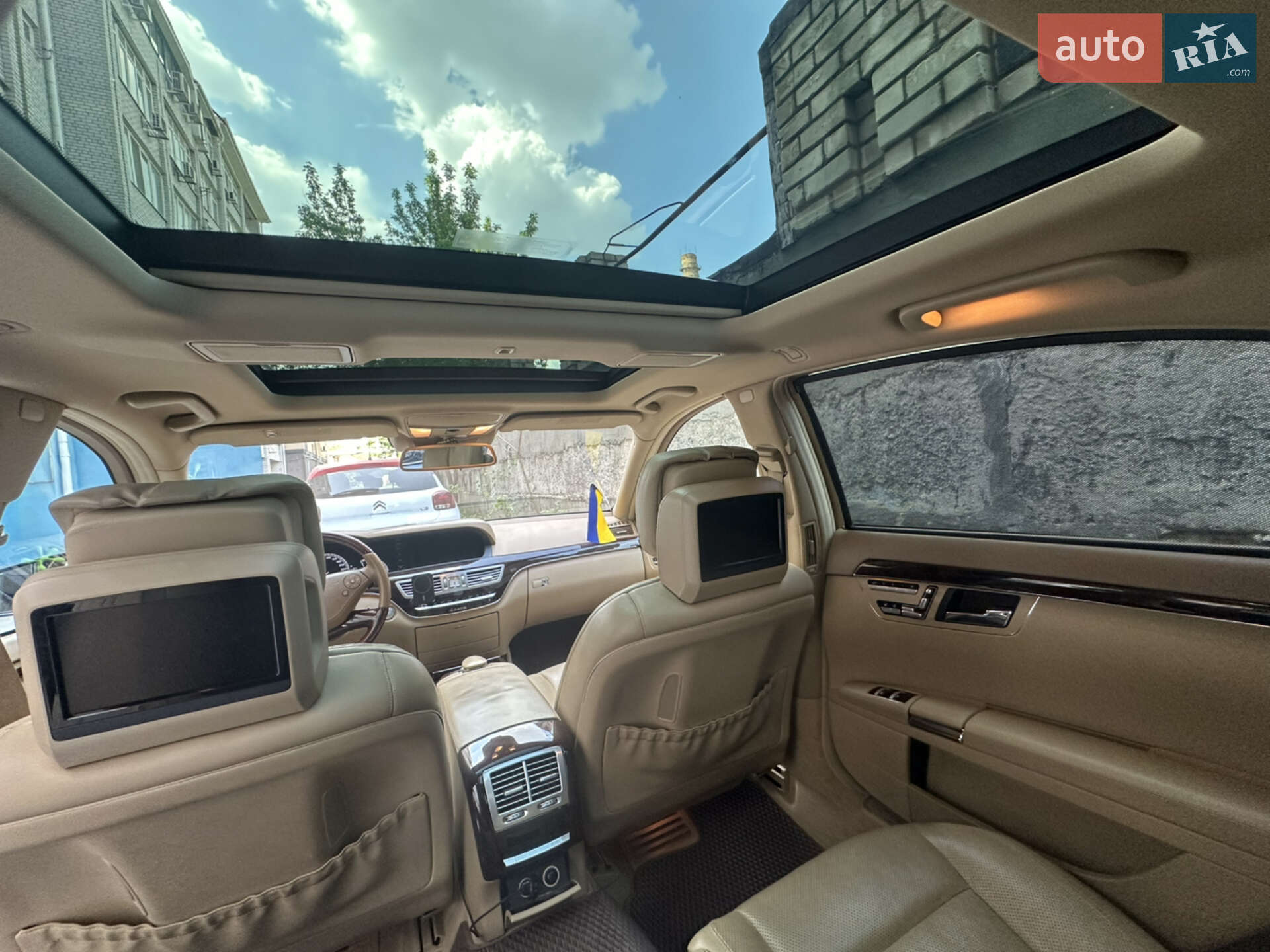 Mercedes-Benz S-Class 2010 VIN WDDNG8GBXAA341902 фото оголошення 18 з 22