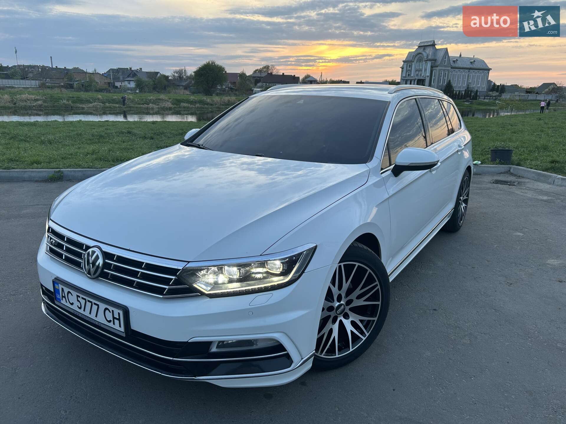Volkswagen Passat 2018 VIN WVWZZZ3CZKE026334 фото оголошення 4 з 32