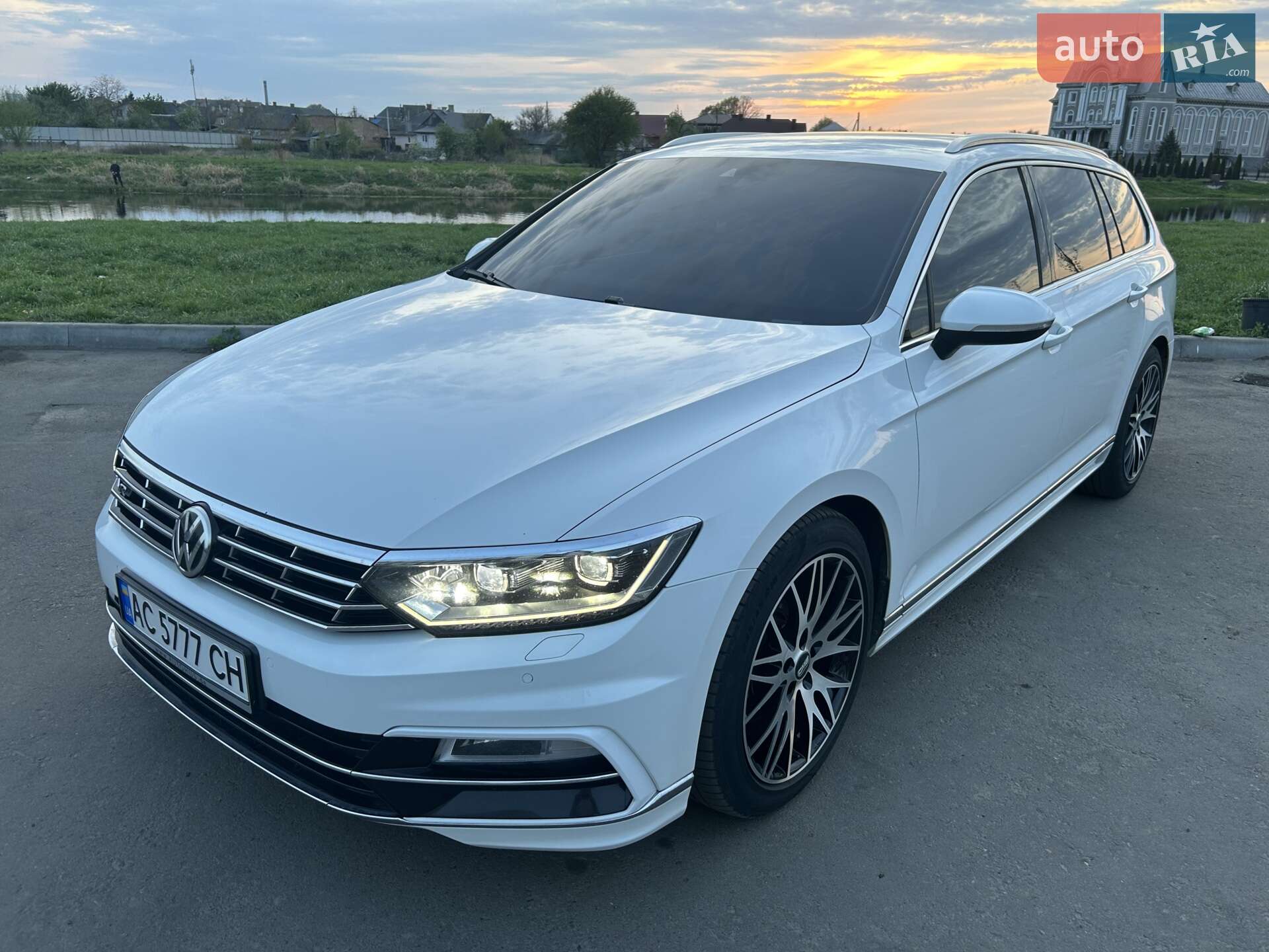 Volkswagen Passat 2018 VIN WVWZZZ3CZKE026334 фото оголошення 5 з 32