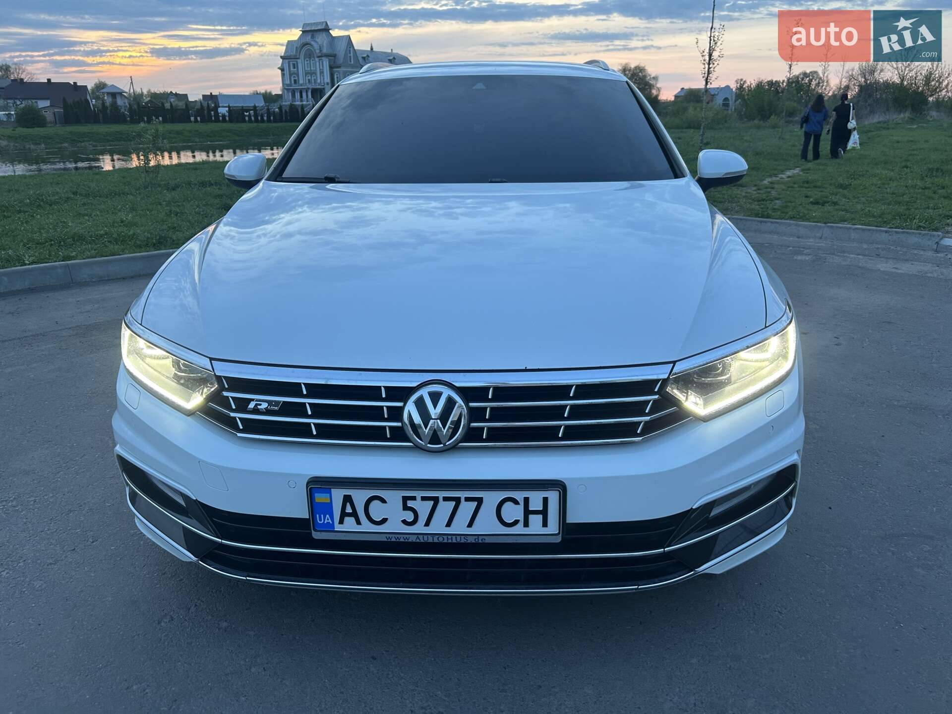 Volkswagen Passat 2018 VIN WVWZZZ3CZKE026334 фото оголошення 12 з 32