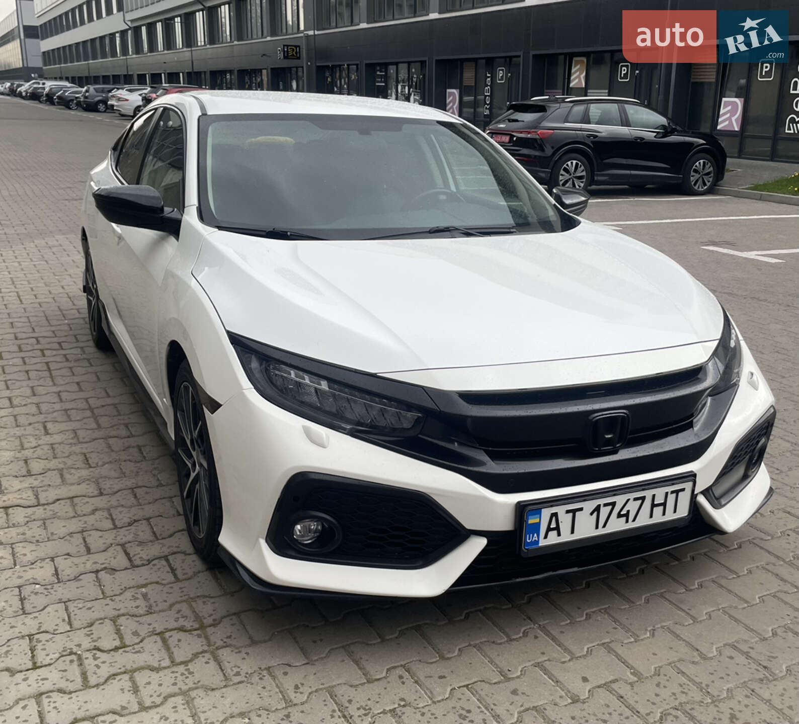 Honda Civic 2018 VIN 2HGFC2F50JH029139 фото оголошення 6 з 16