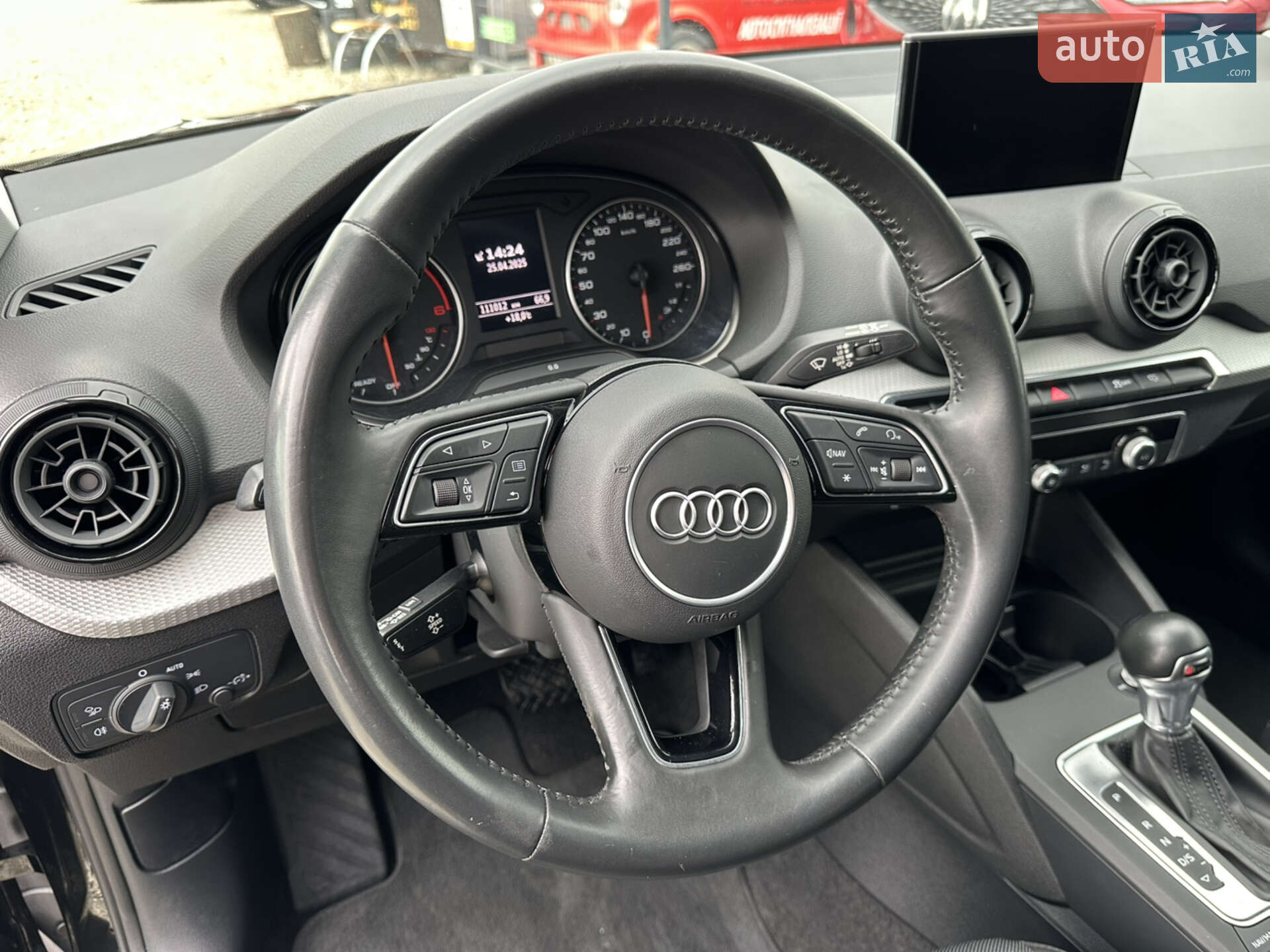 Audi Q2 2018 VIN WAUZZZGA2KA014220 фото оголошення 17 з 38