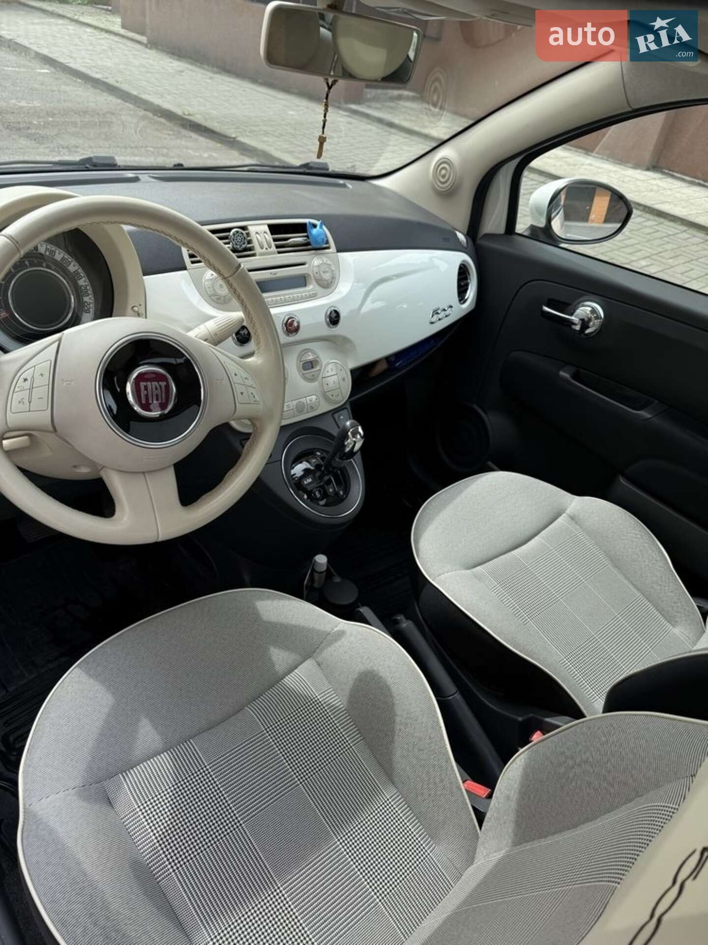 Fiat 500 2015 VIN ZFA3120000J411917 фото оголошення 3 з 6