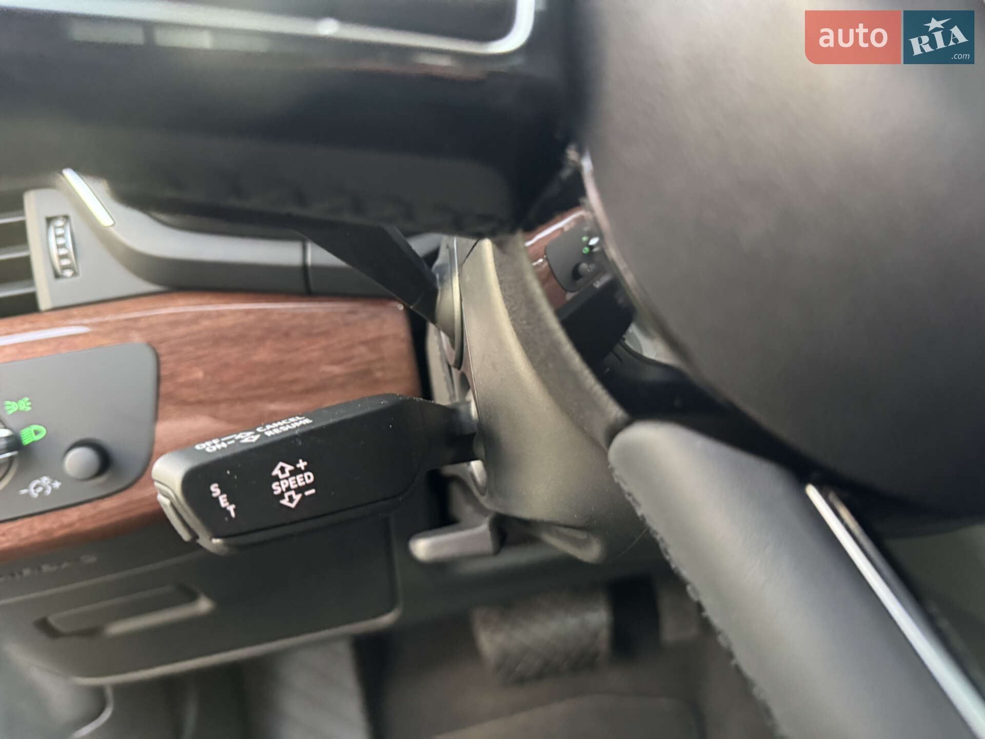 Audi A4 2020 VIN WAUABAF47MN002641 фото оголошення 11 з 16
