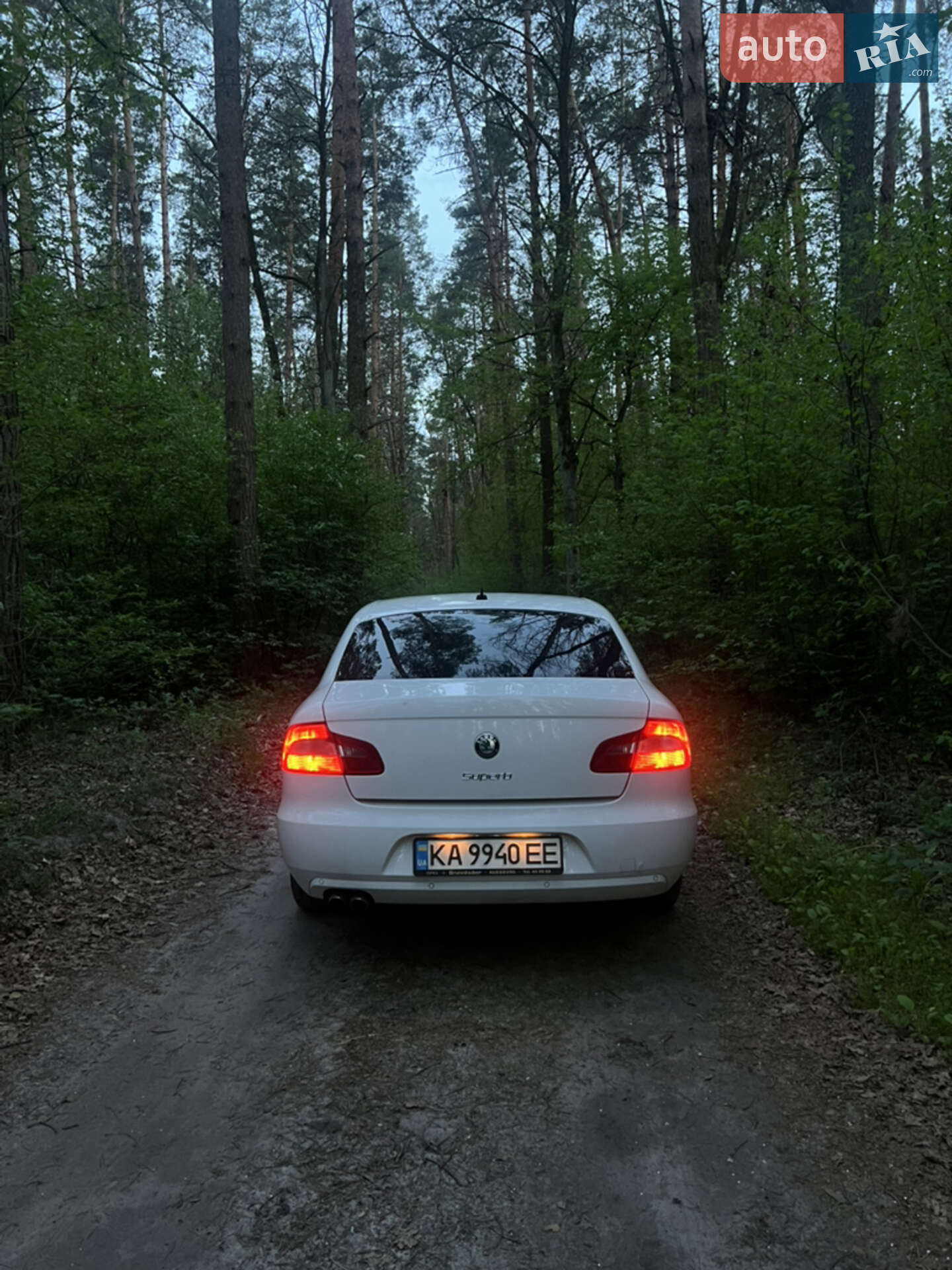 Skoda Superb 2010 VIN TMBAE73T2B9032077 фото оголошення 2 з 23