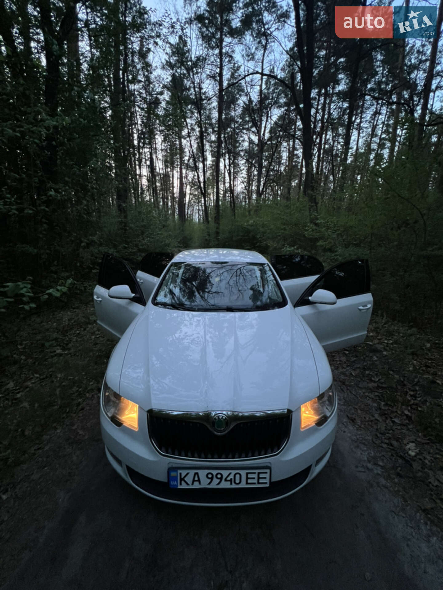 Skoda Superb 2010 VIN TMBAE73T2B9032077 фото оголошення 9 з 23