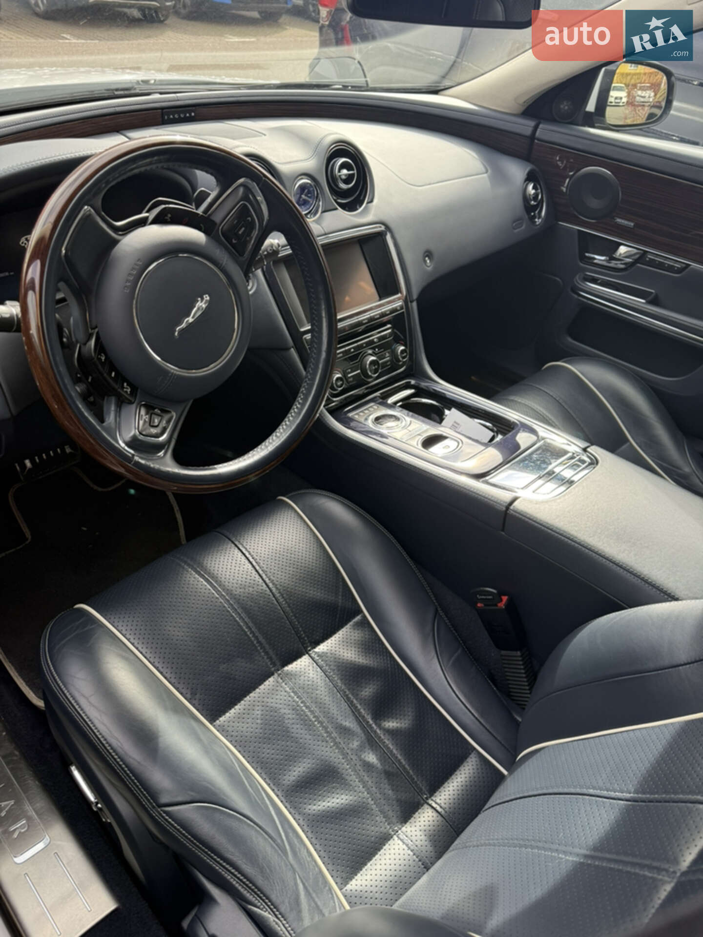 Jaguar XJ 2013 VIN SAJAJ26H7D8V46751 фото оголошення 14 з 22