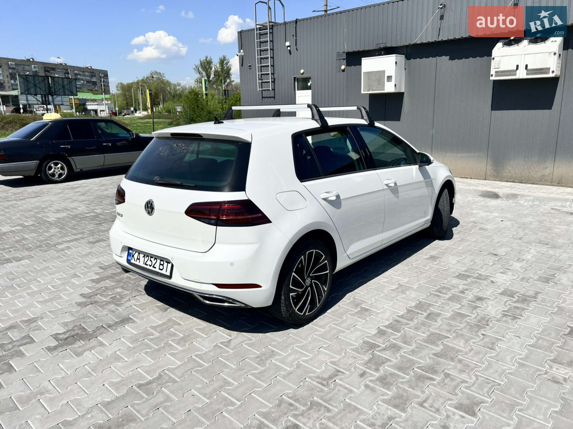Volkswagen Golf 2020 VIN WVWZZZAUZLW137519 фото оголошення 14 з 15