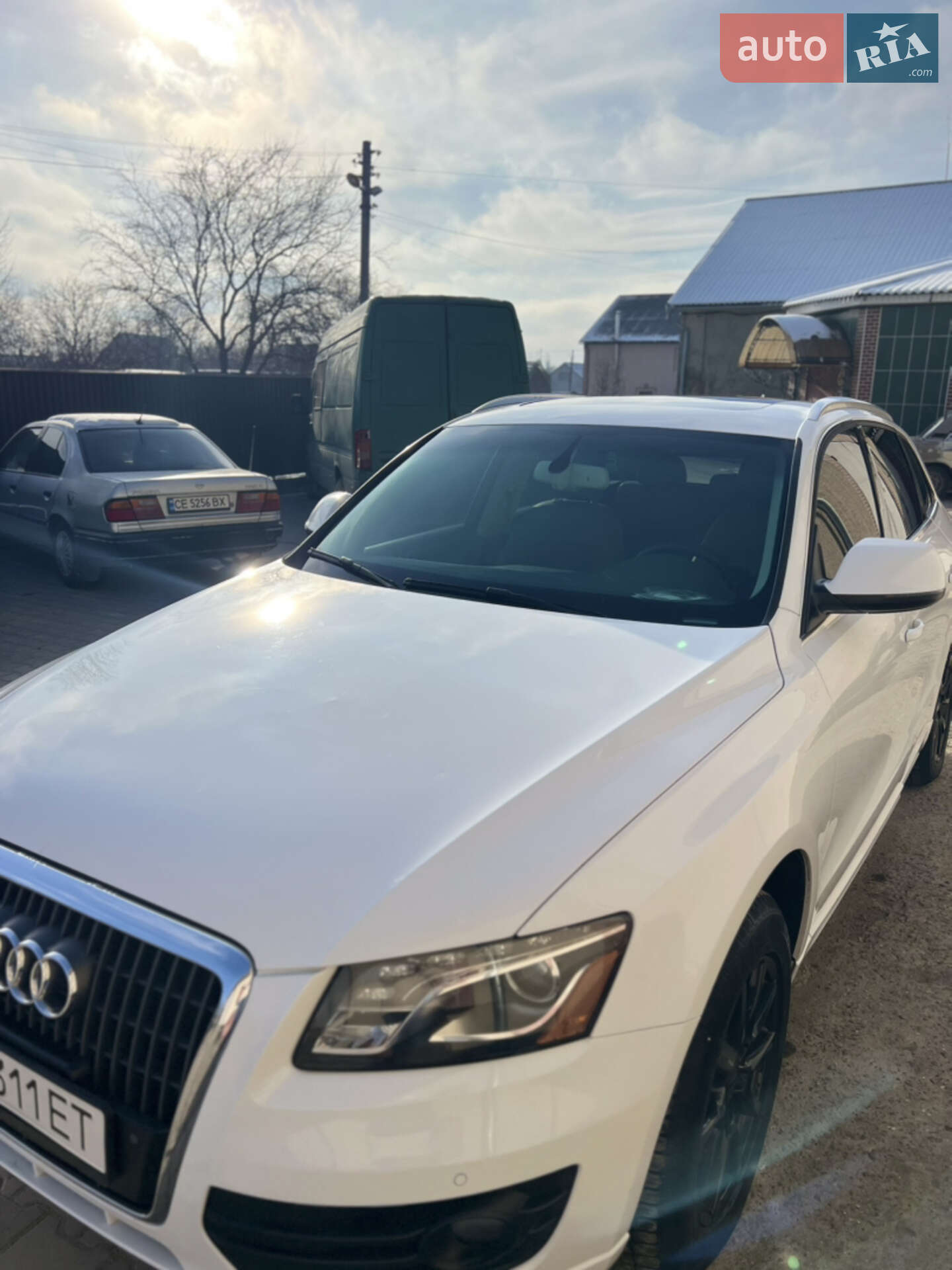 Audi Q5 2012 VIN WA1LFAFP0CA083377 фото оголошення 2 з 7