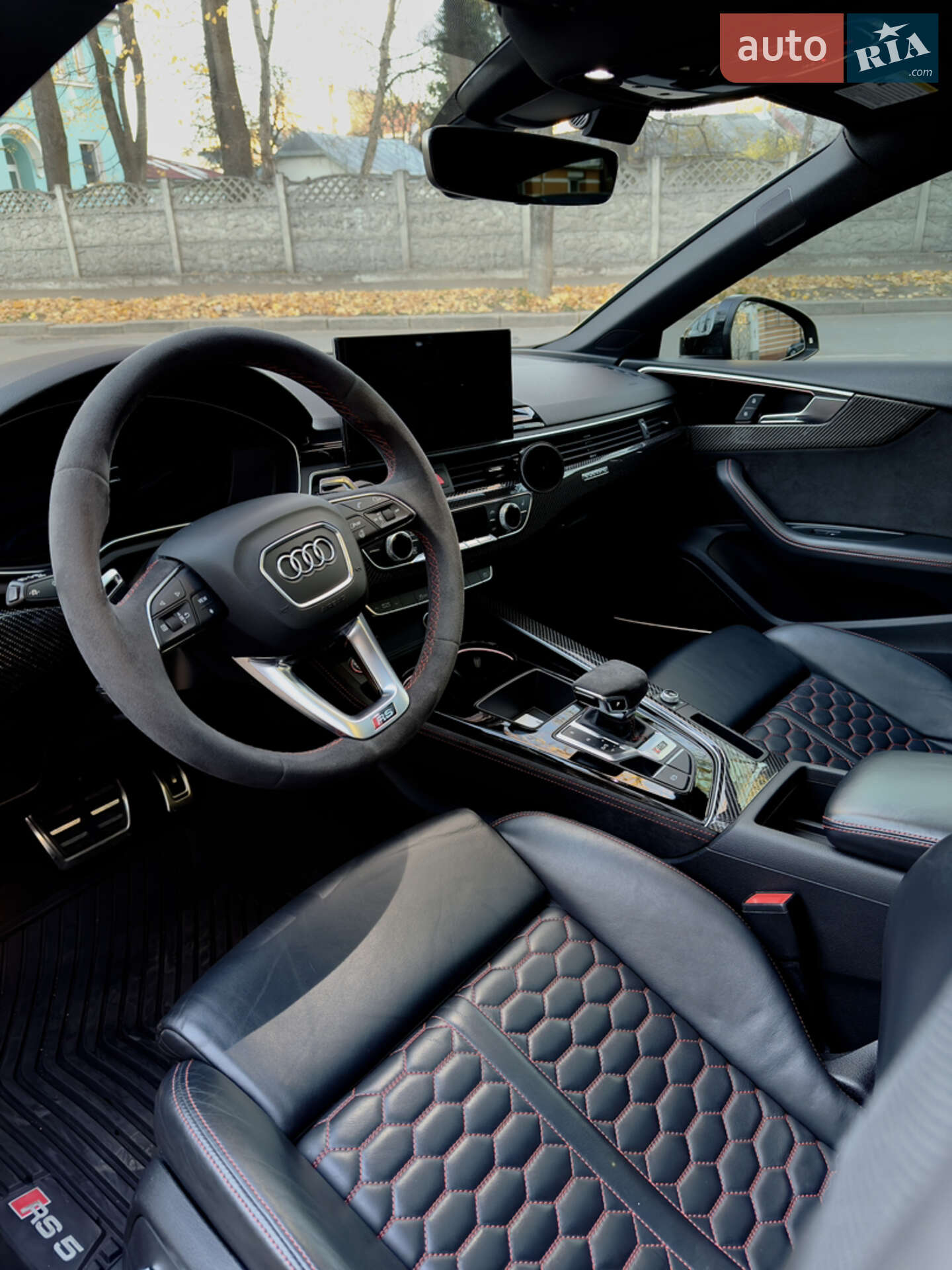 Audi RS5 2021 VIN WUAAWCF58NA900432 фото оголошення 12 з 22