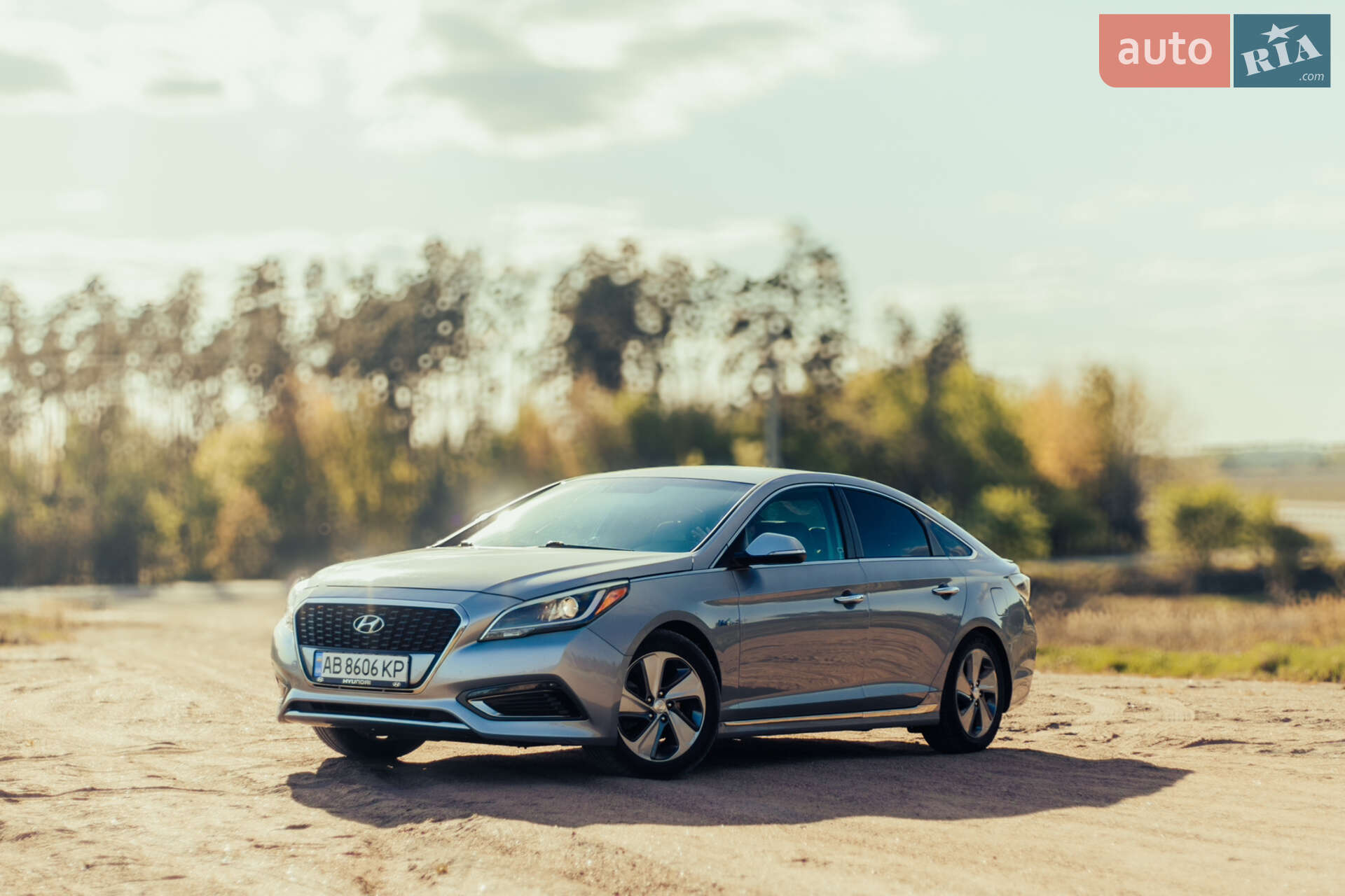 Hyundai Sonata 2016 VIN KMHE34L17HA050971 фото оголошення 7 з 17
