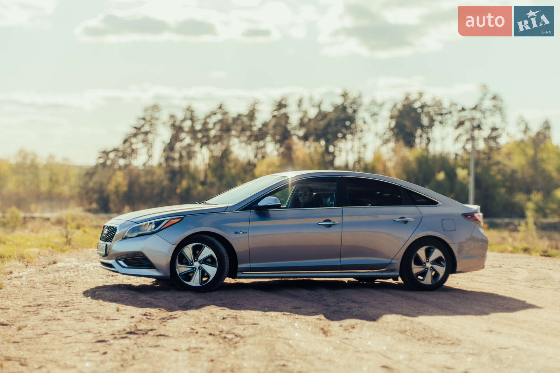 Hyundai Sonata 2016 VIN KMHE34L17HA050971 фото оголошення 8 з 17