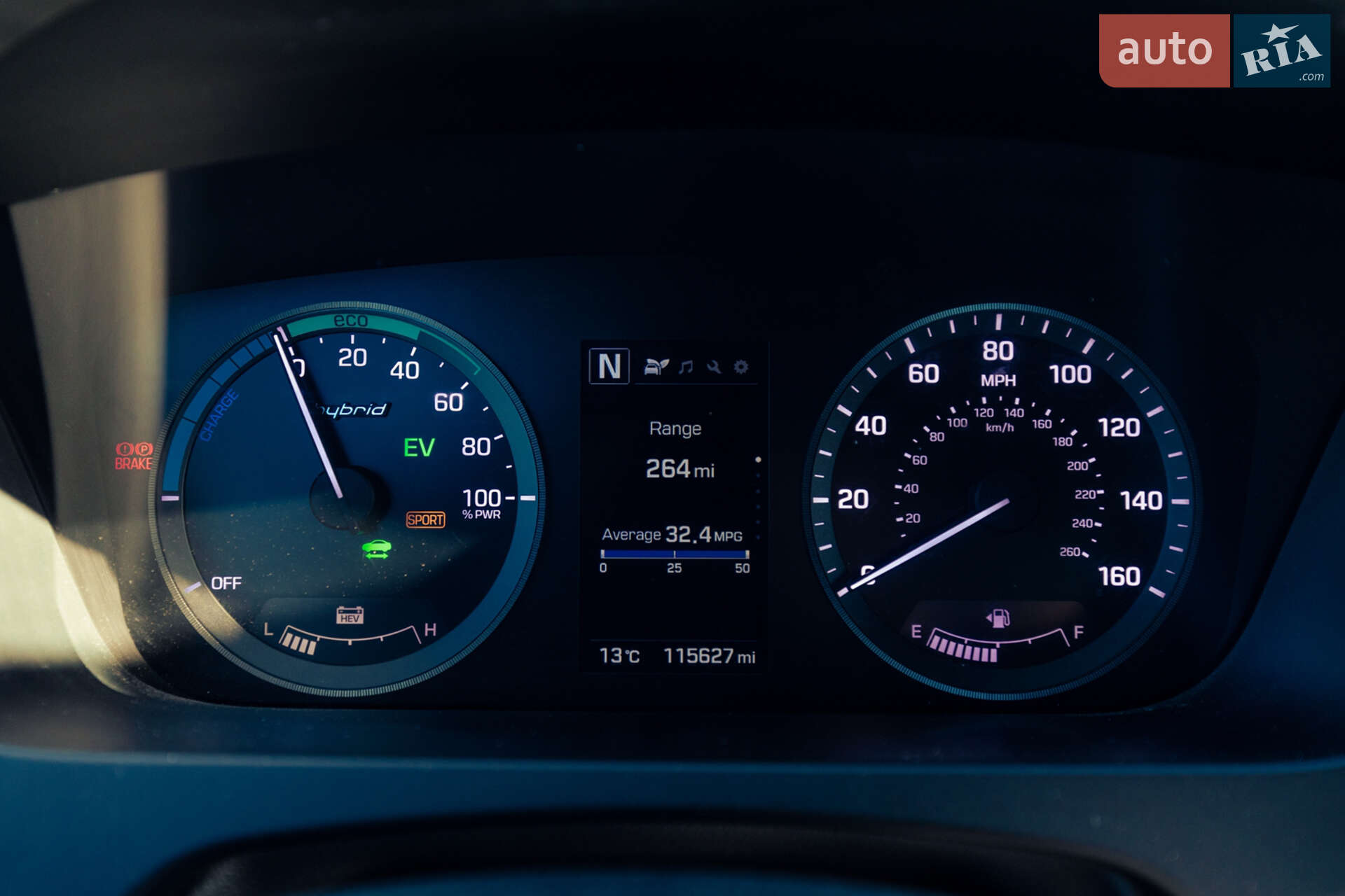Hyundai Sonata 2016 VIN KMHE34L17HA050971 фото оголошення 12 з 17