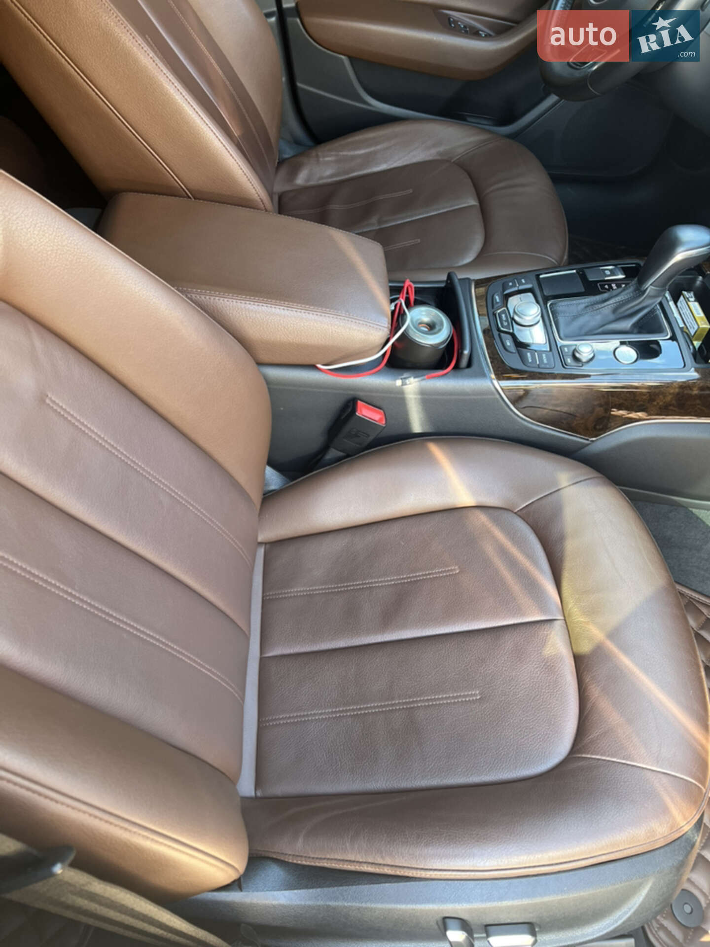 Audi A6 2015 VIN WAUFGAFC9GN128907 фото оголошення 6 з 10