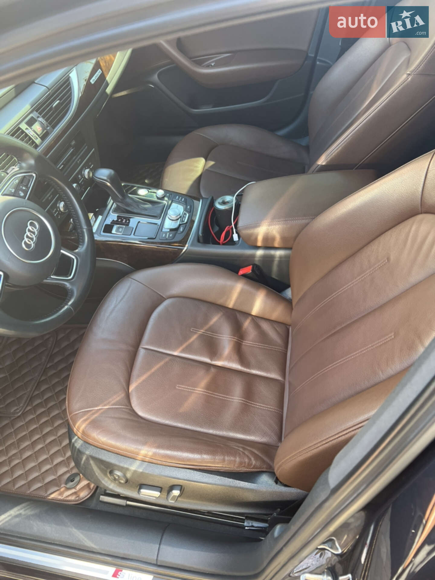 Audi A6 2015 VIN WAUFGAFC9GN128907 фото оголошення 7 з 10